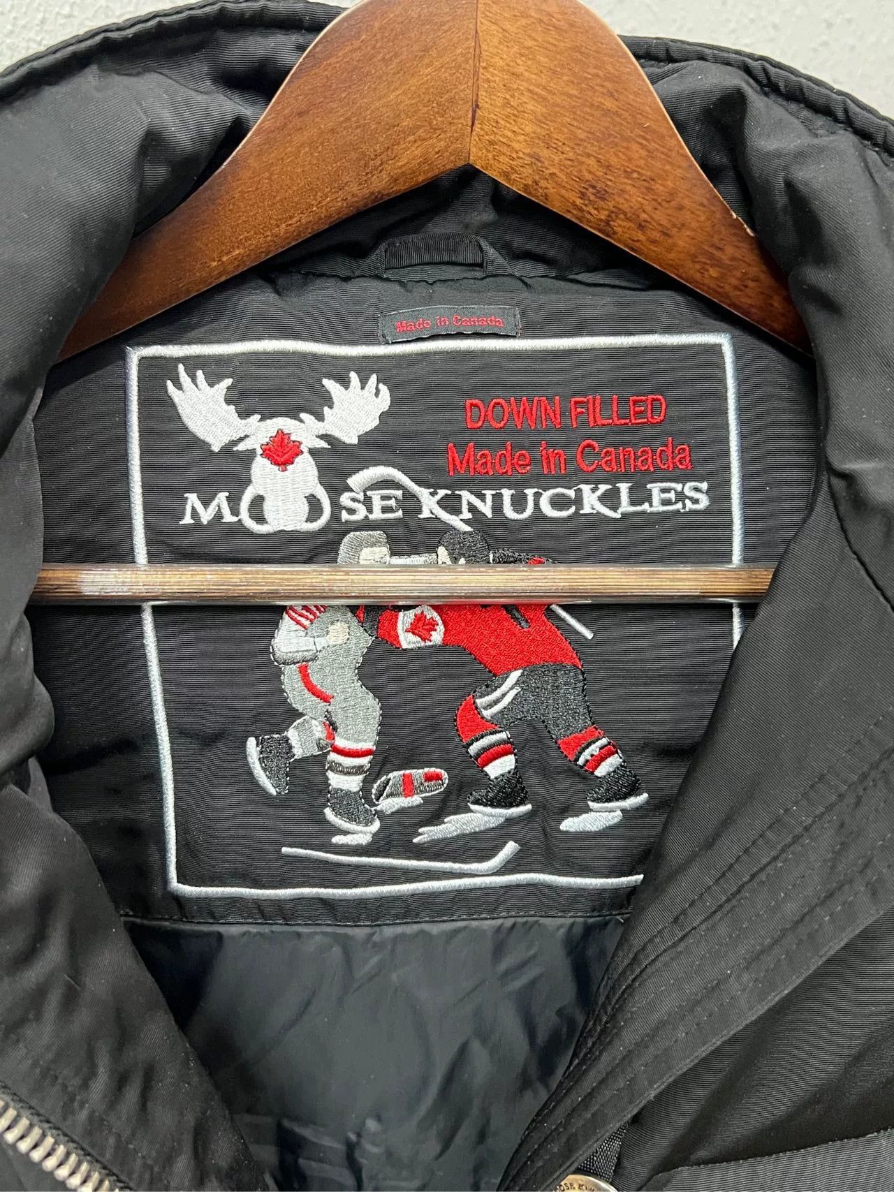 Moose Knuckles Moose Knuckles Down Jacket with Fur Hood Size S / US 4 / IT 40 - 4 Thumbnail