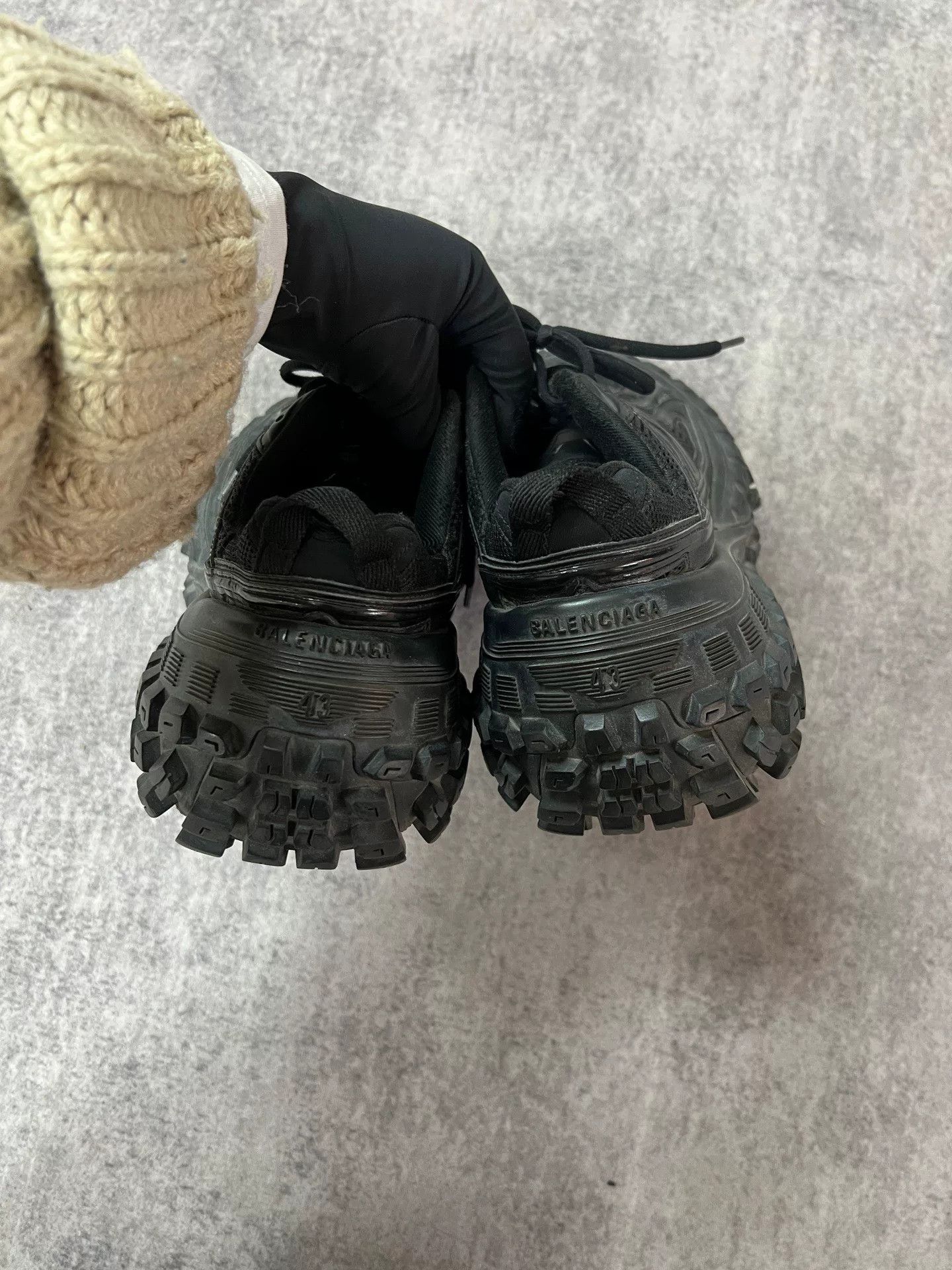 Balenciaga balenciaga tire shoes in size 43 Size US 10 / EU 43 - 4 Thumbnail