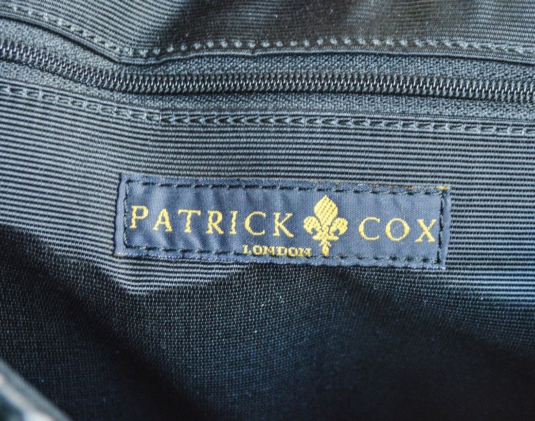 Pochette D'apprenant Patrick Cox En Argent - Taille Large - Occasion - Style Clutch