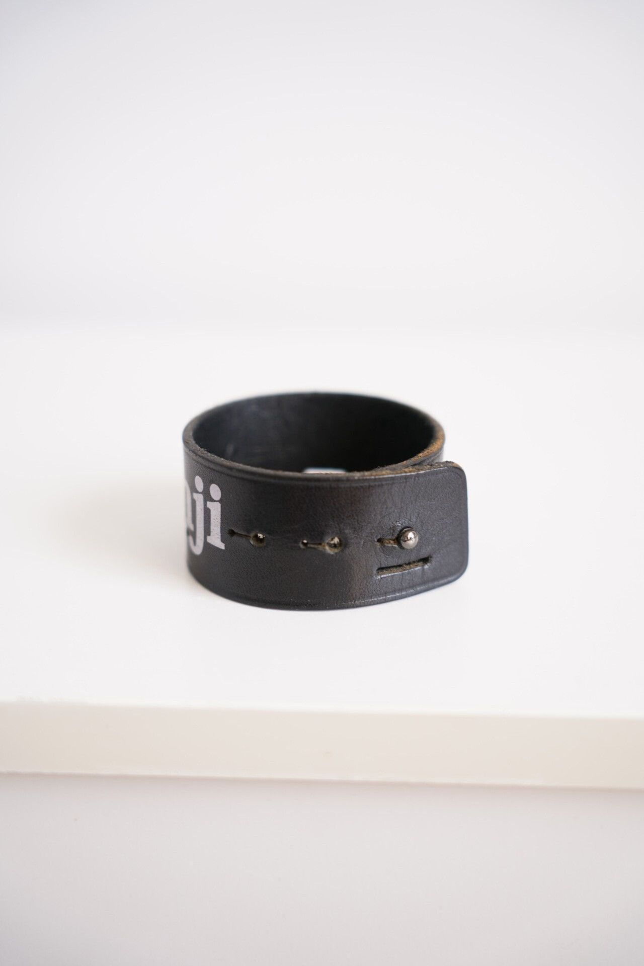 Yohji Yamamoto Yohji Yamamoto Leather Wristband with Logo Size ONE SIZE - 3 Thumbnail