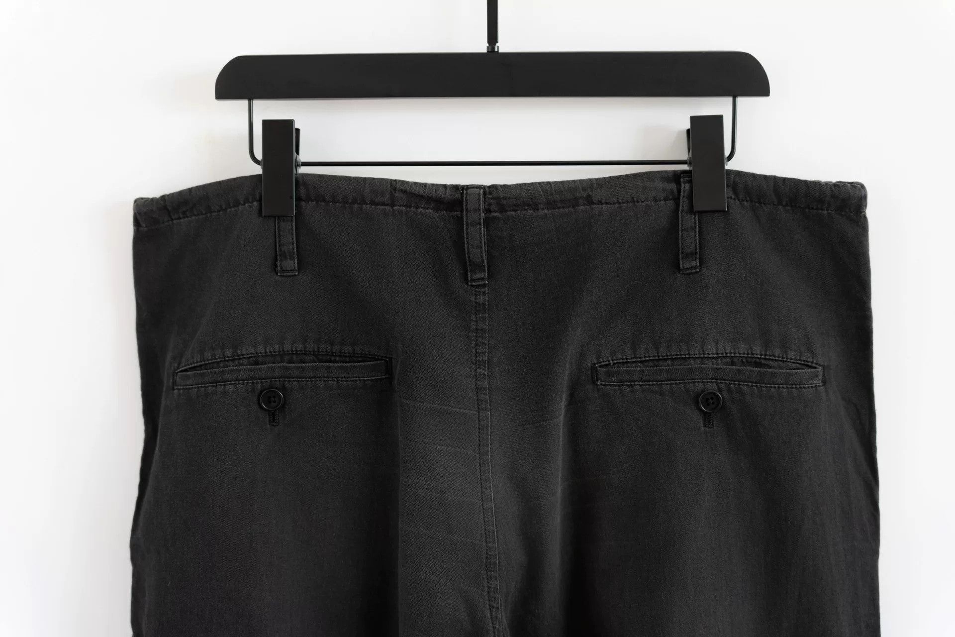 Yohji Yamamoto Yohji Yamamoto Black Straight Leg Pants Size US 26 / EU 42 - 4 Thumbnail