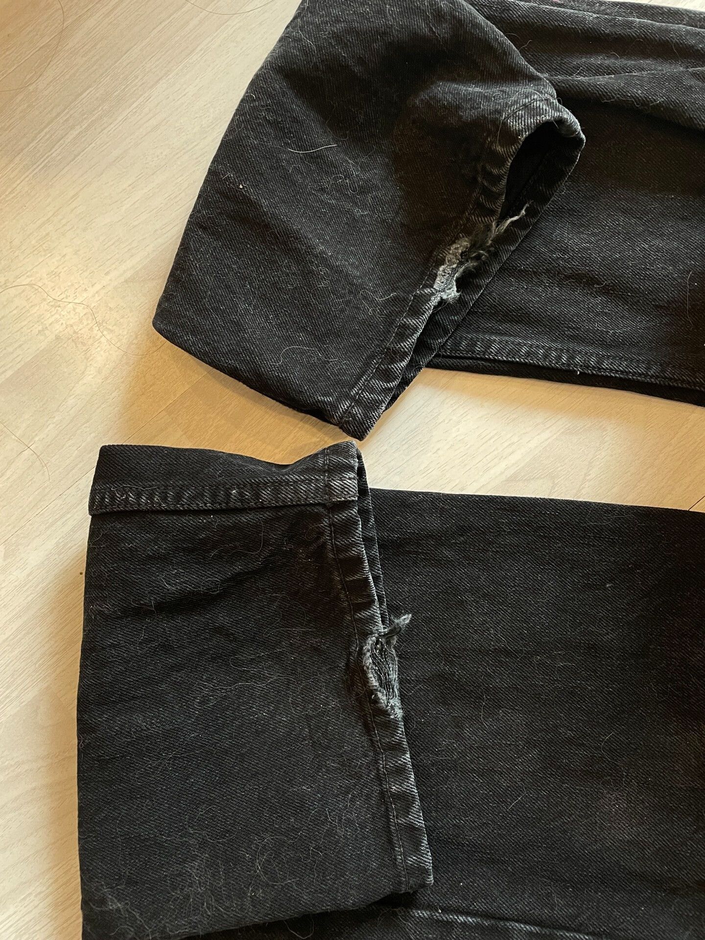Siberia Hills black studded straight-leg denim pants Size US 32 / EU 48 - 3 Thumbnail