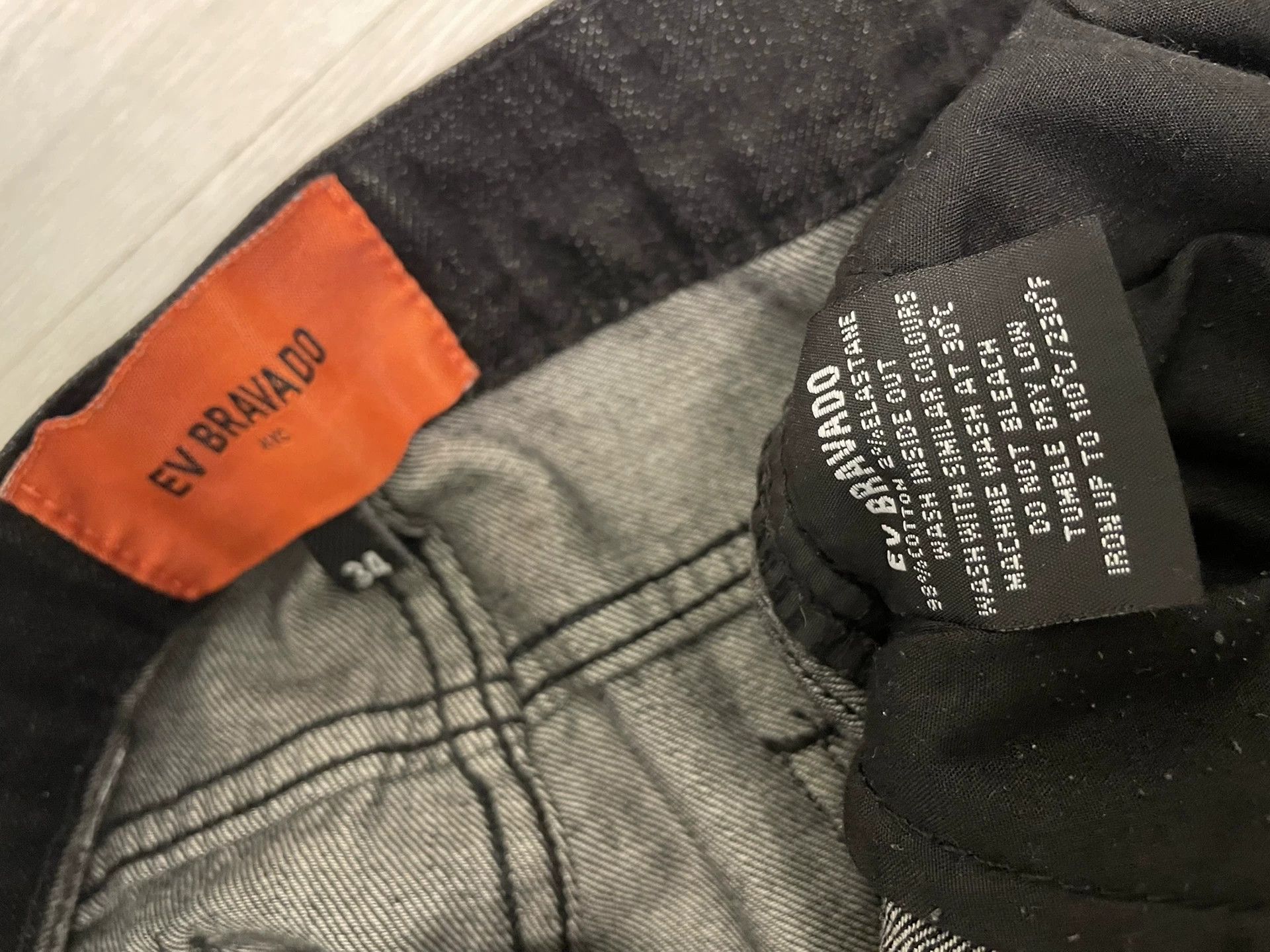 Ev Bravado ev bravado distressed black denim jeans size 34 Size US 34 / EU 50 - 2 Thumbnail