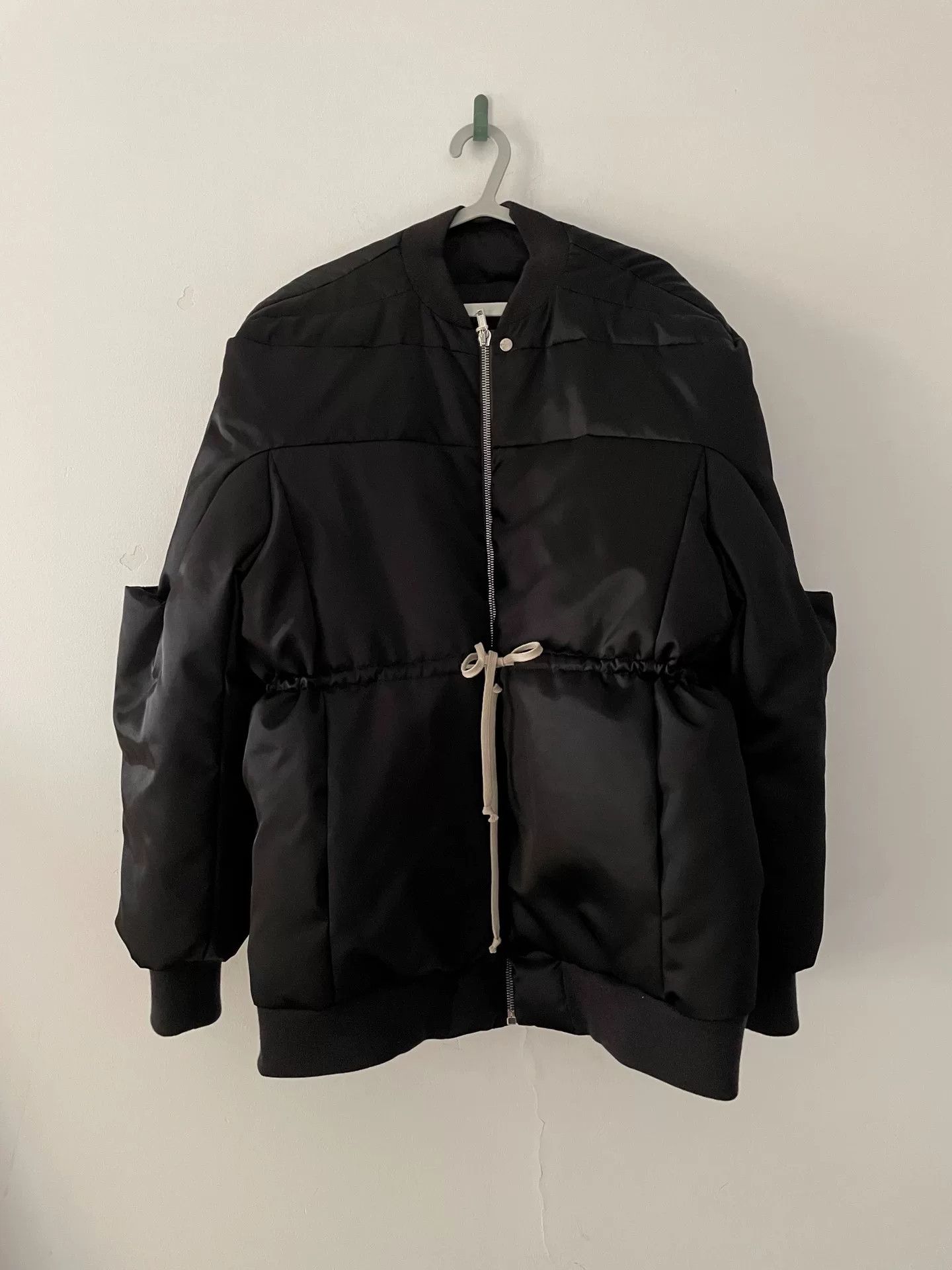 Rick Owens oversized black puffer jacket with waist tie Size US L / EU 52-54 / 3 - 2 Thumbnail
