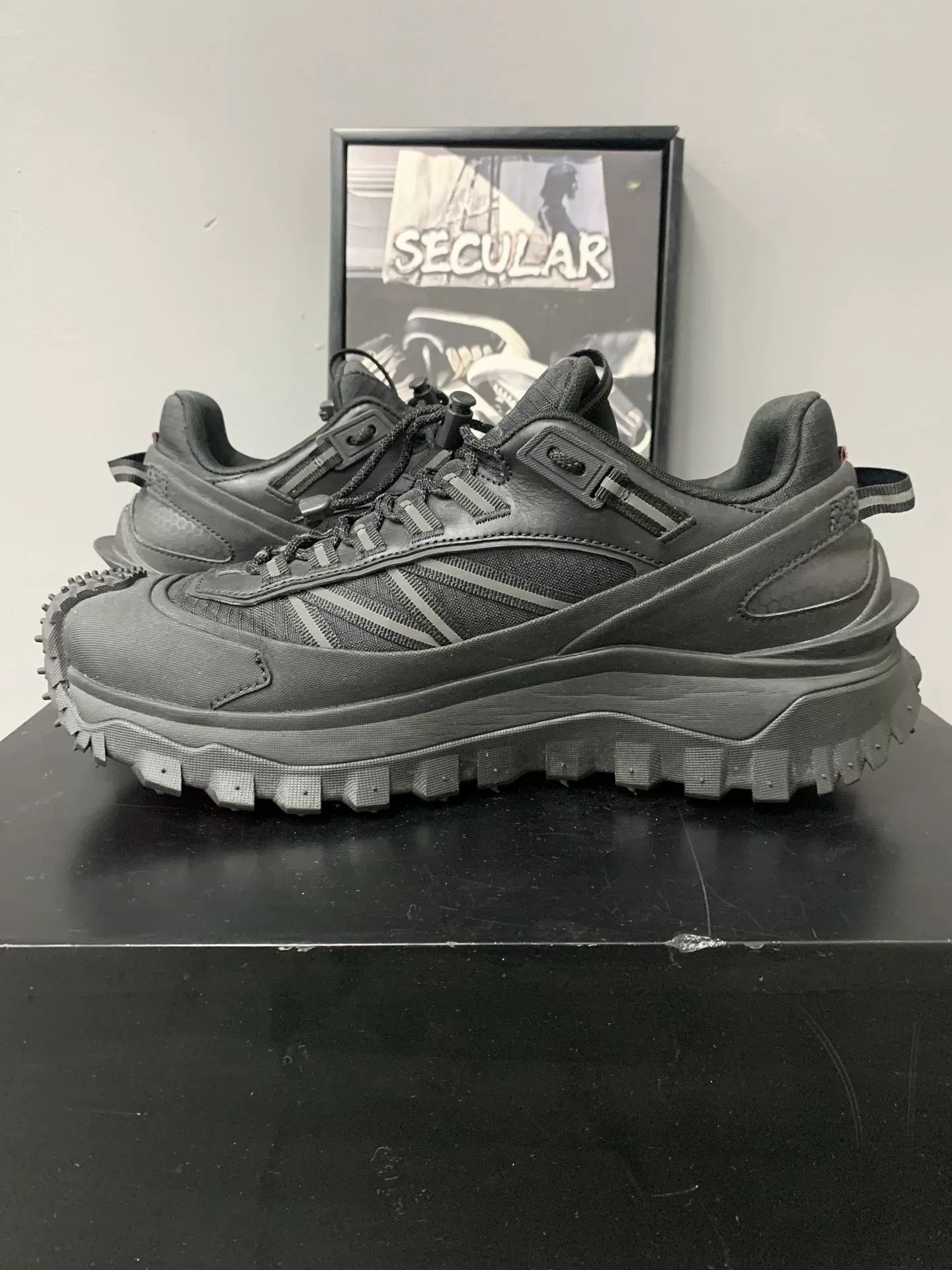 Moncler moncler black casual sports trail shoes Size US 10 / EU 43 - 6 Thumbnail