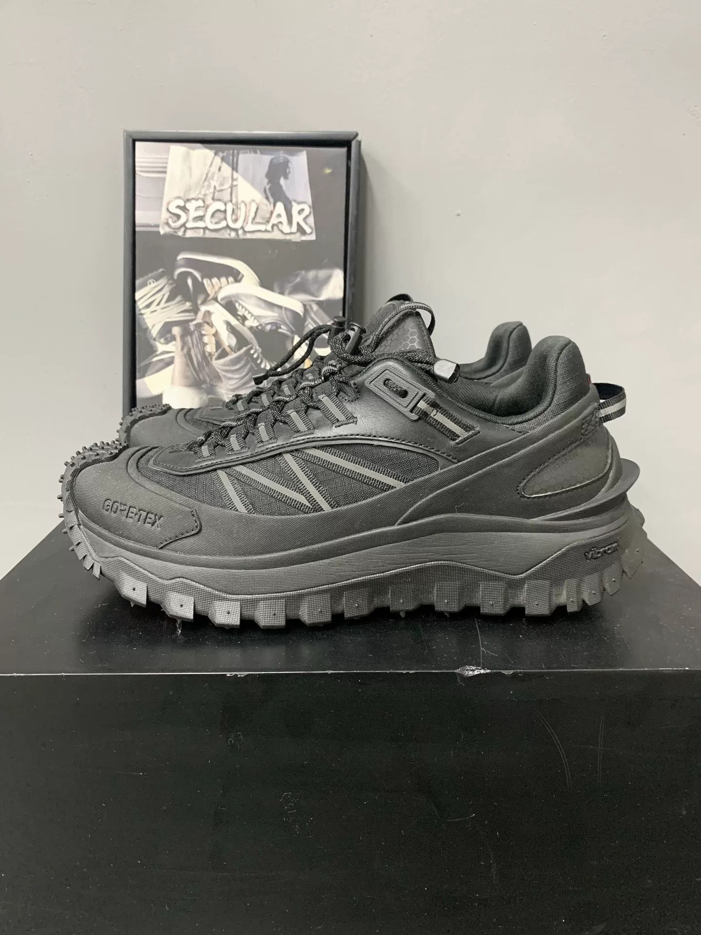 Moncler moncler black casual sports trail shoes Size US 10 / EU 43 - 3 Thumbnail