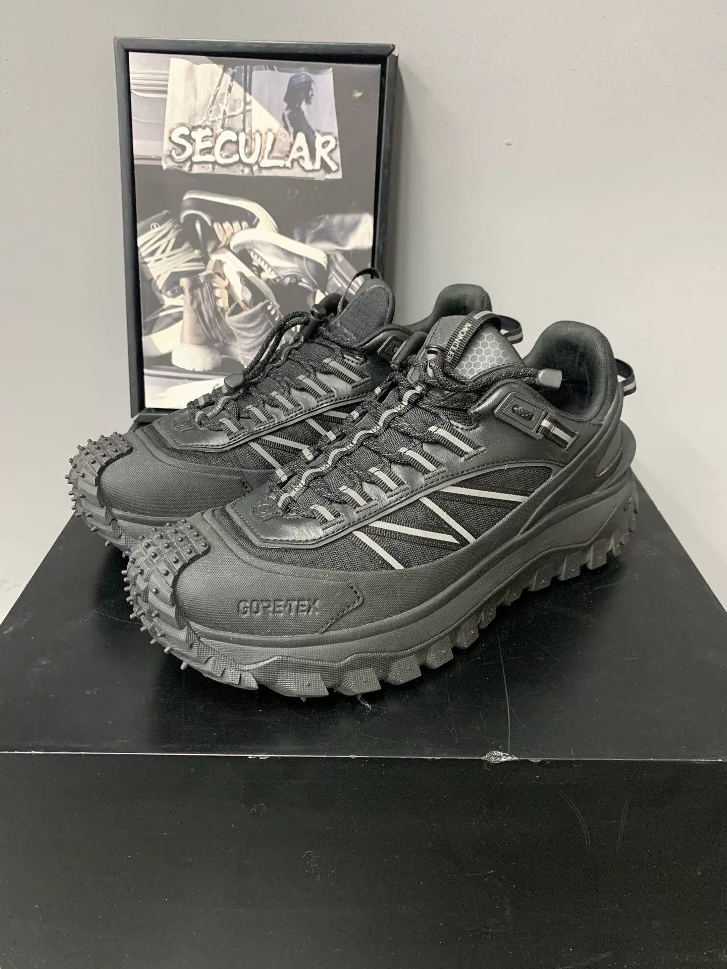 Moncler moncler black casual sports trail shoes Size US 10 / EU 43 - 4 Thumbnail