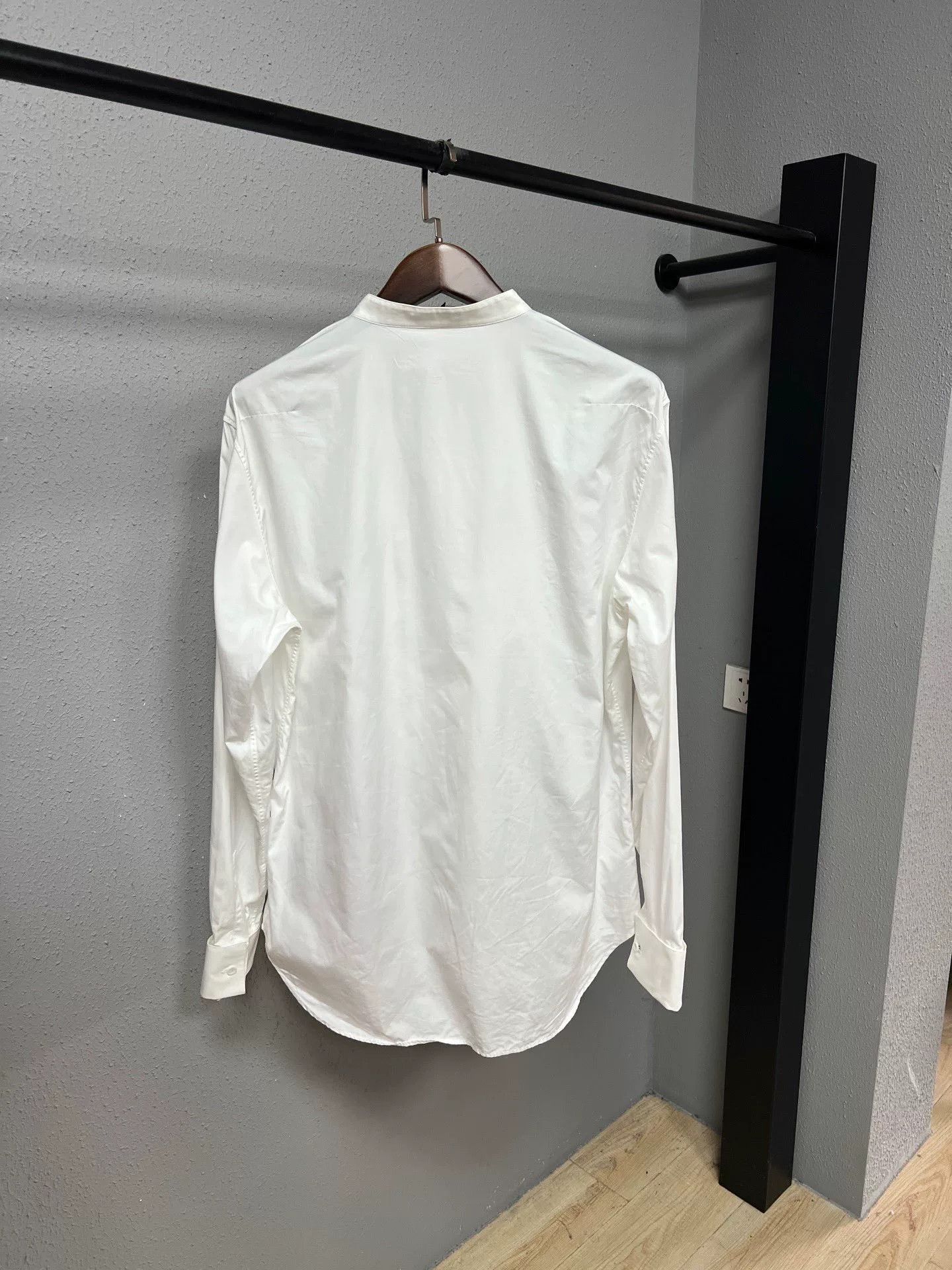 Dior Dior Men's Formal Dress Shirt Size 43 Size US L / EU 52-54 / 3 - 2 Thumbnail