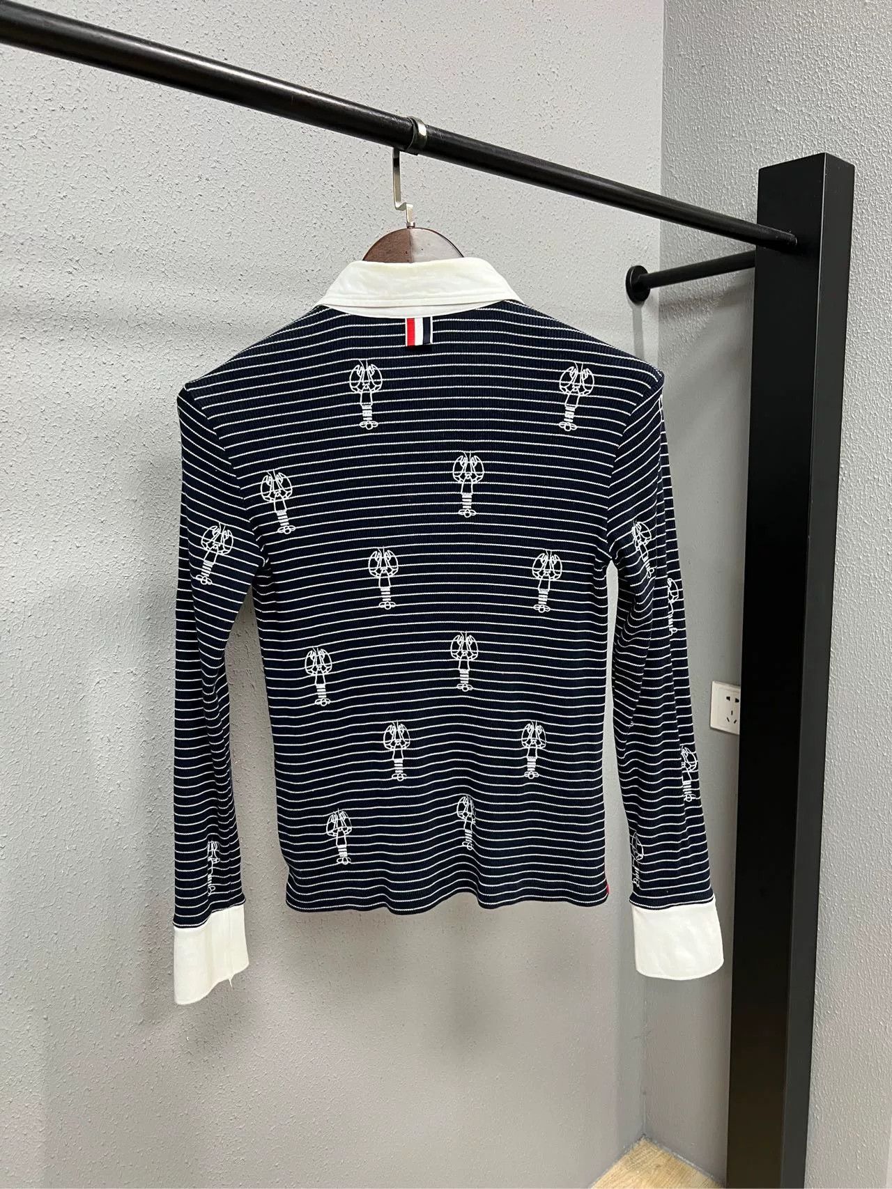Thom Browne thom browne lobster striped polo shirt Size US M / EU 48-50 / 2 - 2 Thumbnail