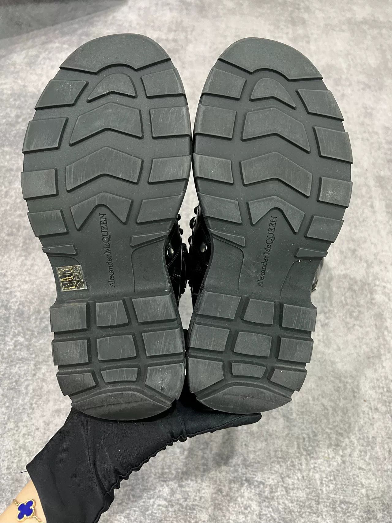 Alexander McQueen alexander mcqueen knight boots in black Size US 8 / EU 41 - 7 Thumbnail