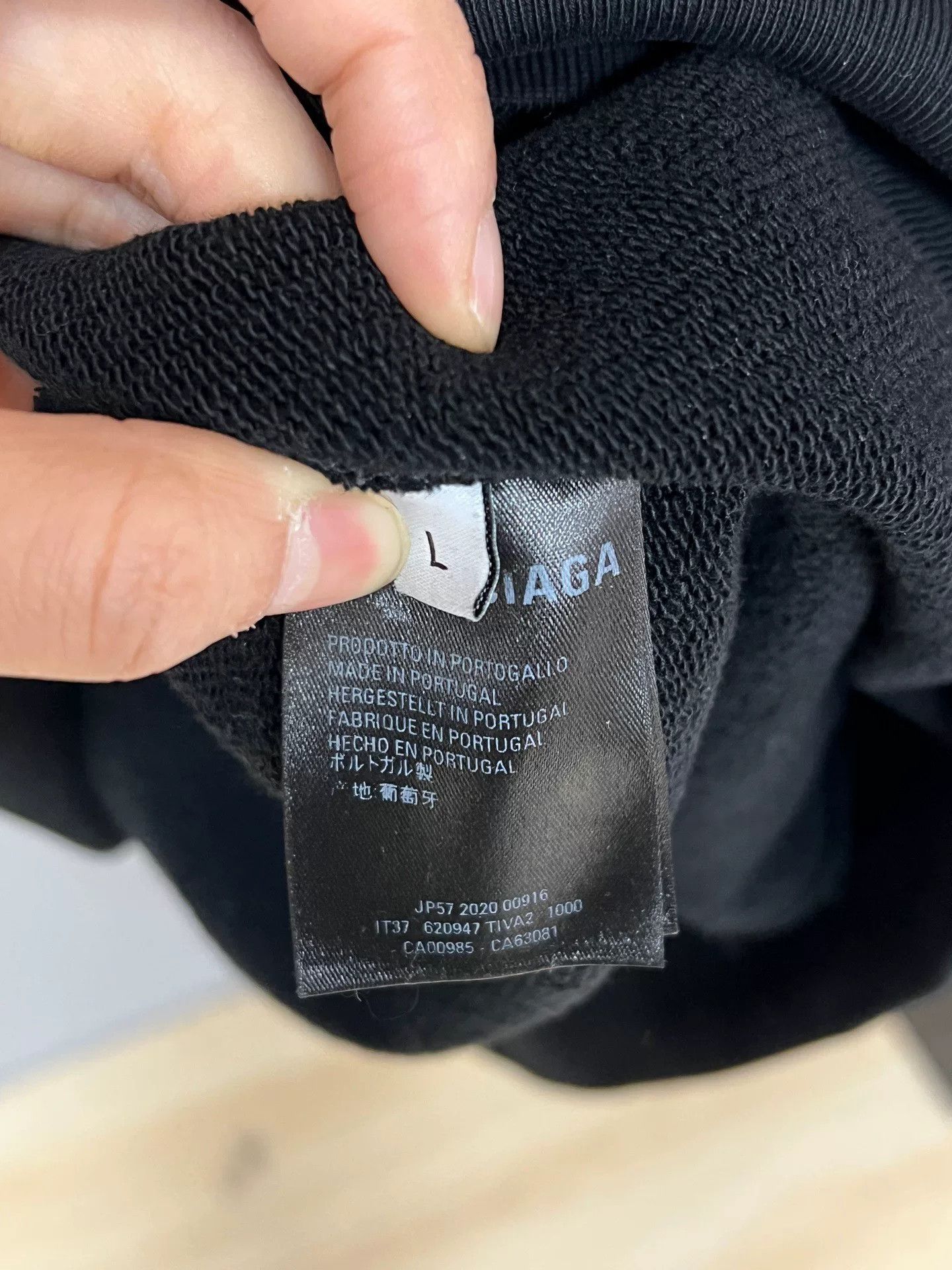Balenciaga balenciaga black hooded sweatshirt Size US L / EU 52-54 / 3 - 3 Thumbnail
