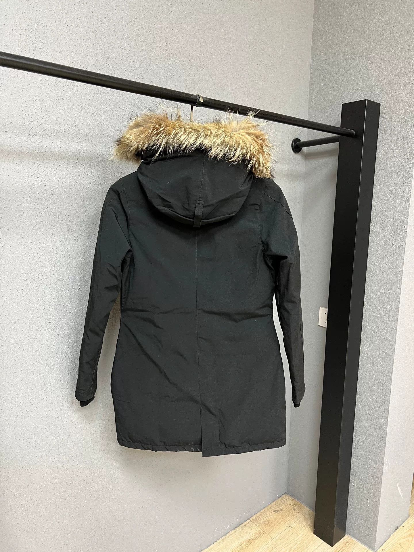 Canada Goose Canada Goose Down Jacket with Fur Hood Size US S / EU 44-46 / 1 - 2 Thumbnail