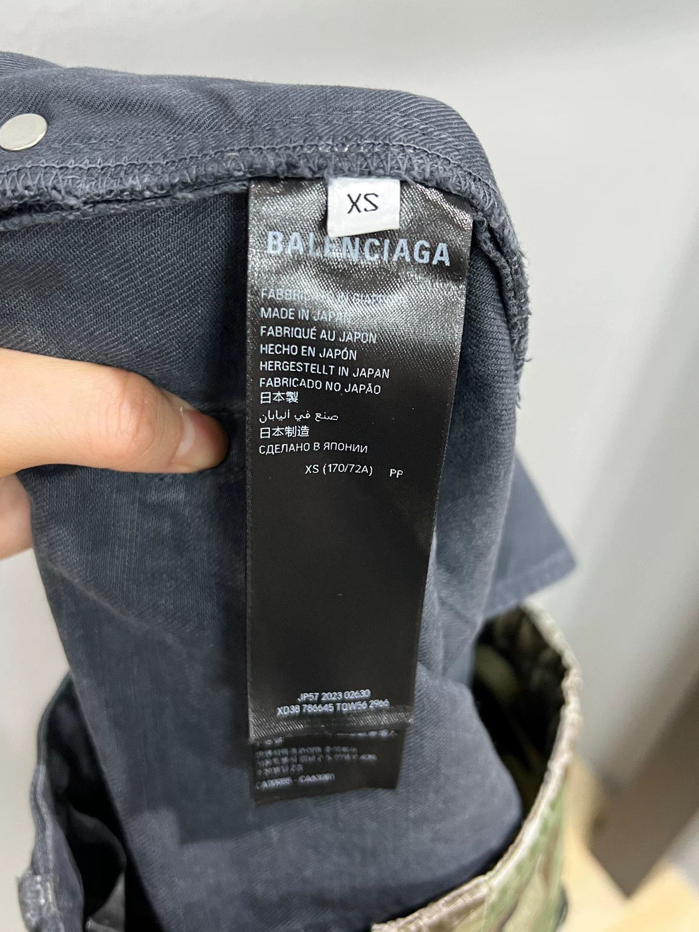 Balenciaga balenciaga camo patchwork denim pants Size US 26 / EU 42 - 3 Thumbnail