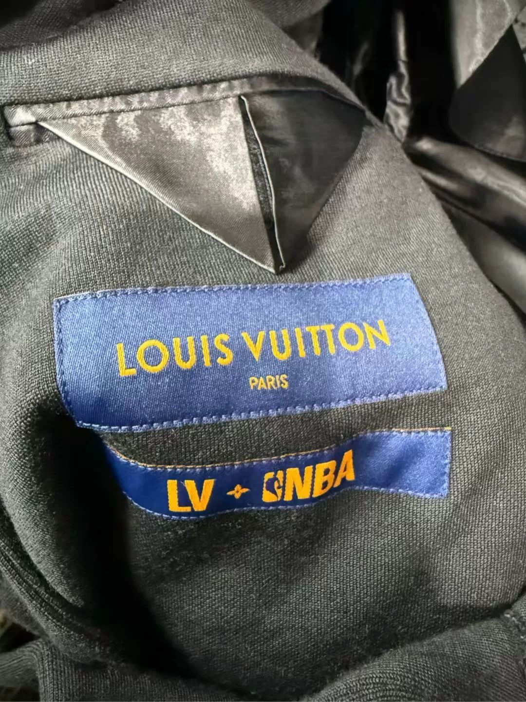LVXWA lv x nba内里羊绒满印西装 Size US L / EU 52-54 / 3 - 4 Thumbnail