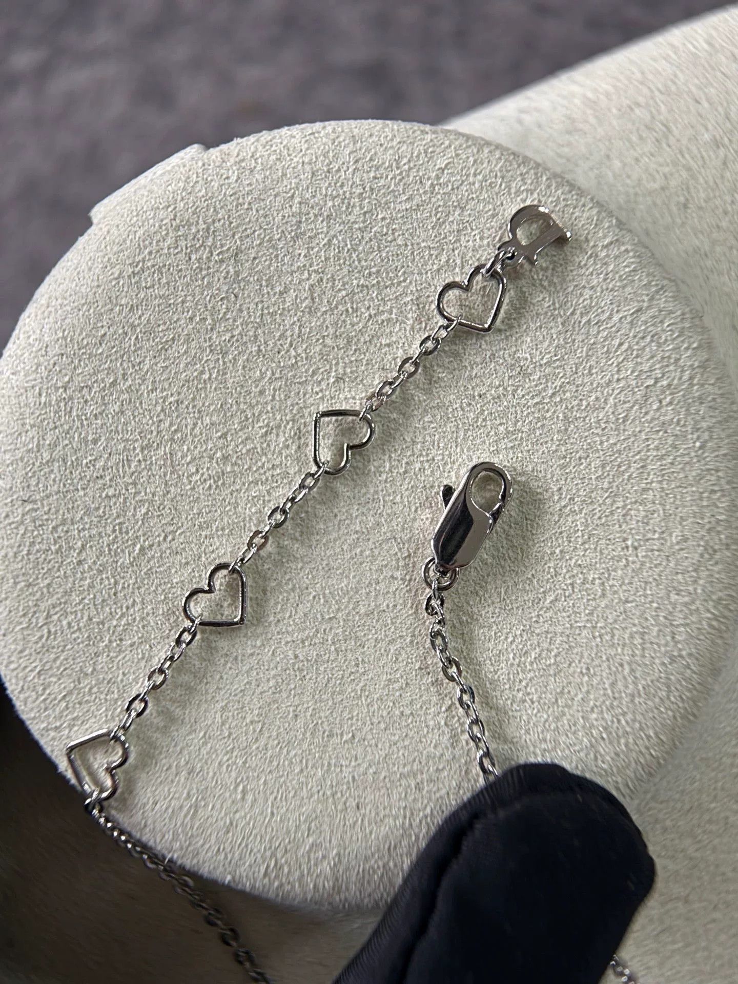 Dior Dior Logo Necklace in Excellent Condition Size ONE SIZE - 4 Thumbnail