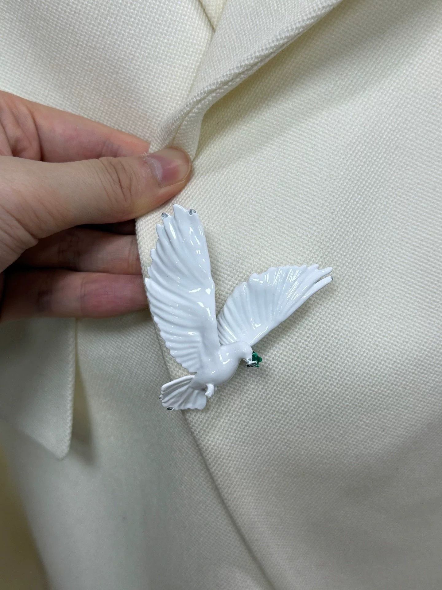 Louis Vuitton lv peace dove white suit jacket Size US L / EU 52-54 / 3 - 3 Thumbnail