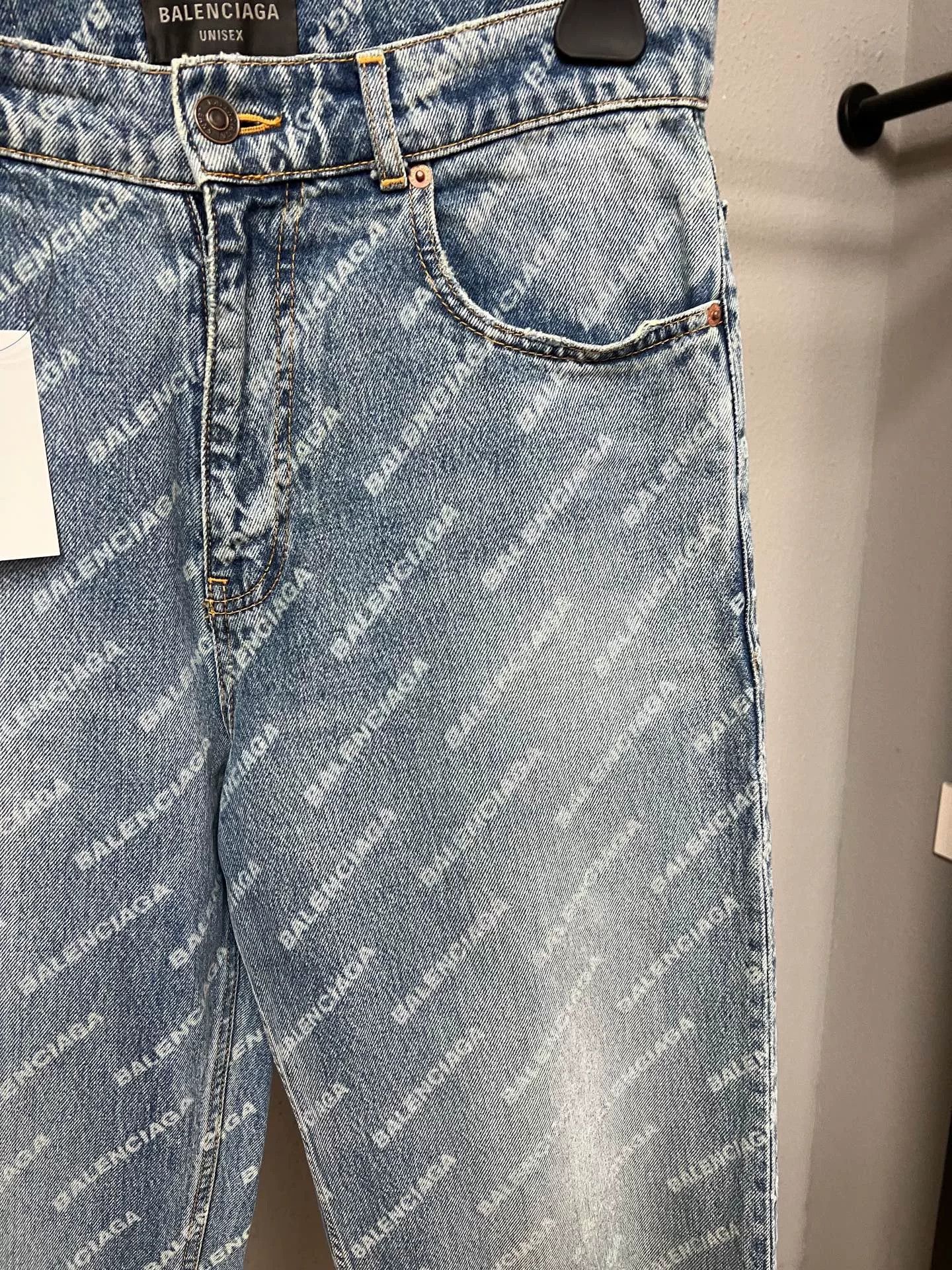 Balenciaga balenciaga printed denim jeans size xs Size US 26 / EU 42 - 3 Thumbnail