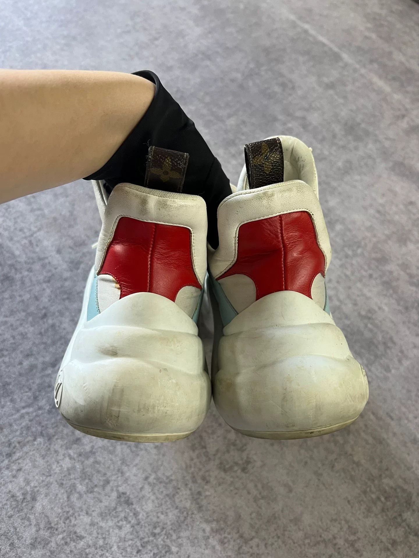 Louis Vuitton trendy lv dad shoes in size 40 Size US 7.5 / EU 40-41 - 6 Thumbnail