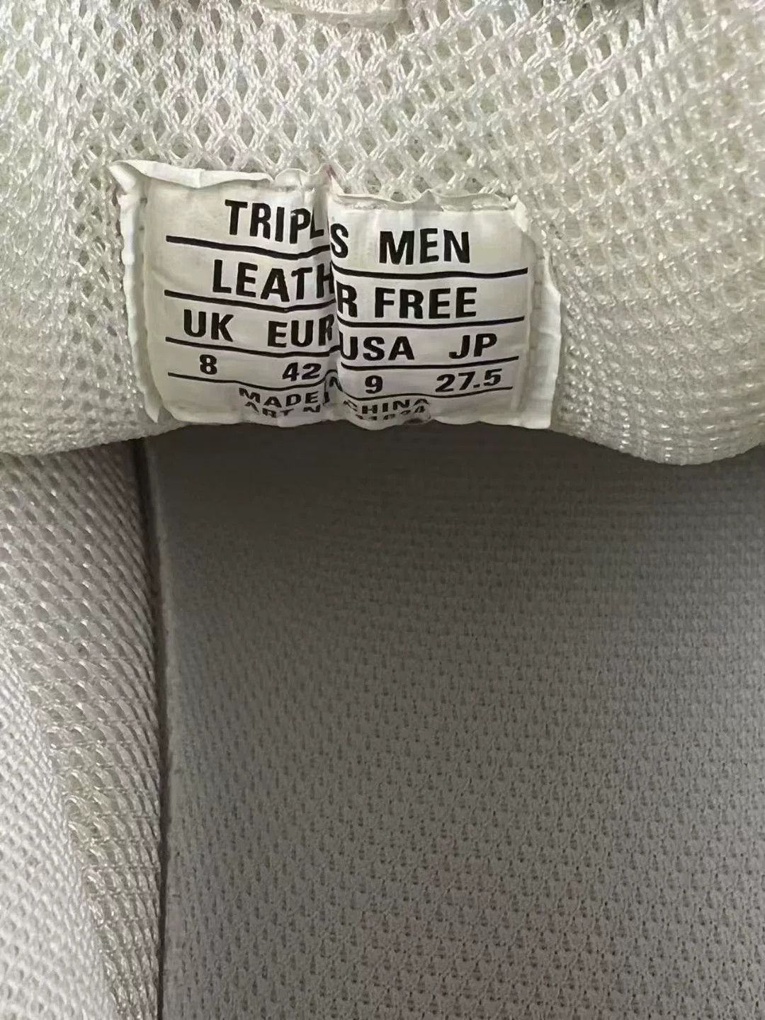 Balenciaga balenciaga white and green dad sneakers Size US 9 / EU 42 - 6 Thumbnail