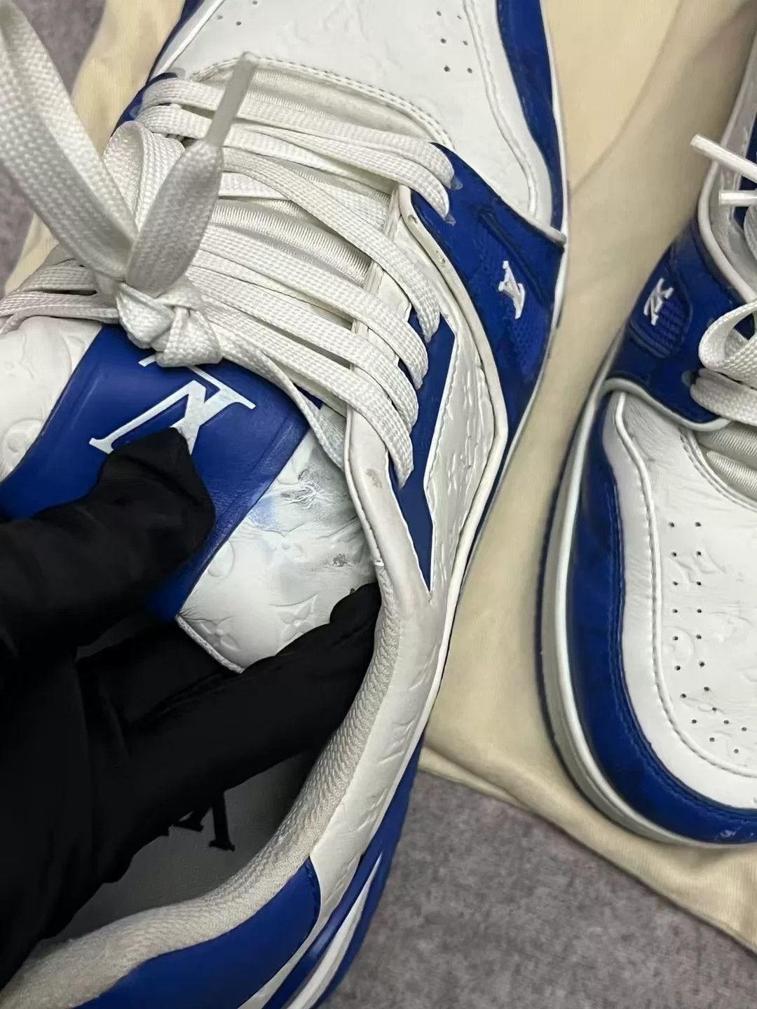 Louis Vuitton louis vuitton blue and white trainer shoes Size US 7 / EU 40 - 5 Thumbnail