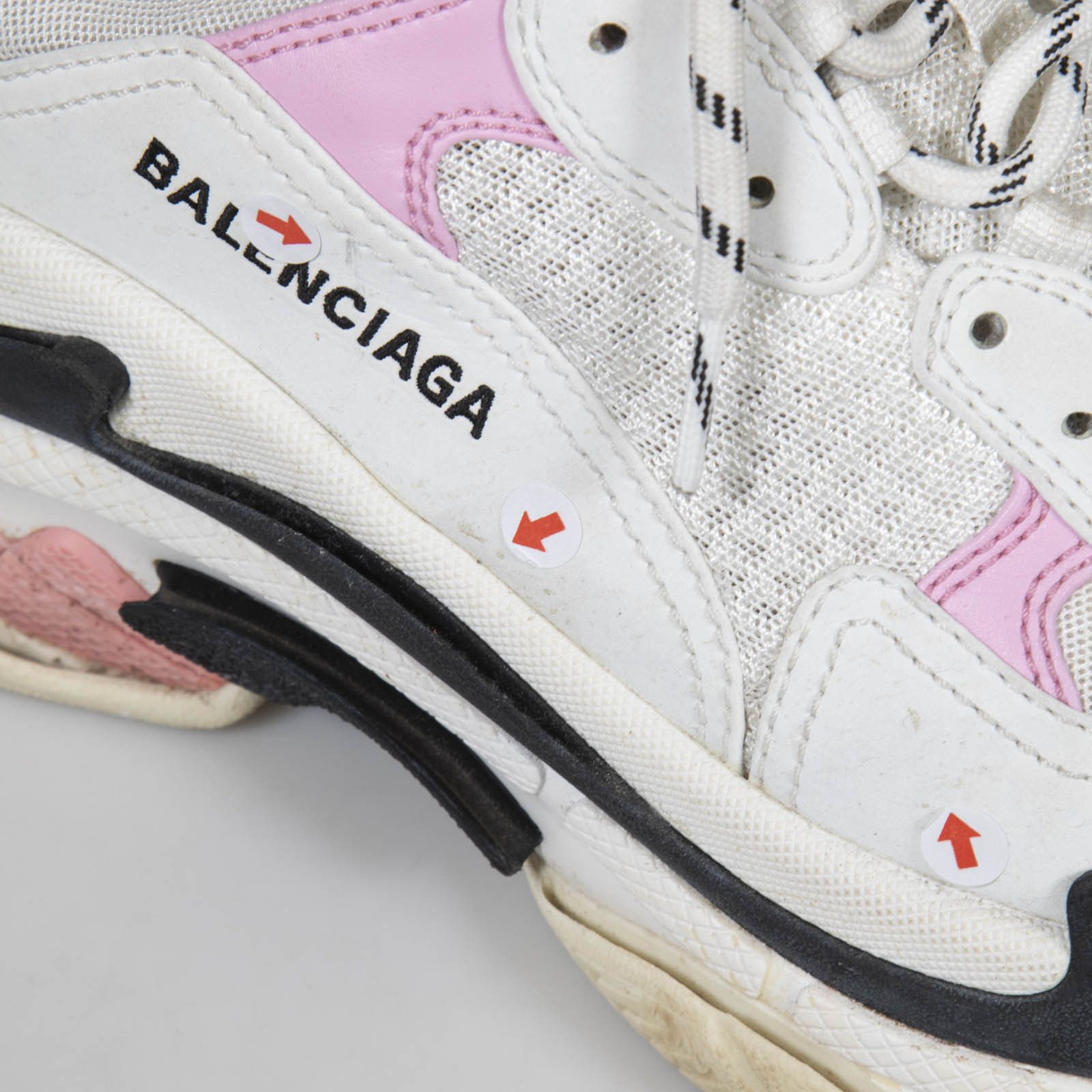Balenciaga Pink & White Triple S Trainers Size US 9.5 / IT 39.5 - 10 Thumbnail