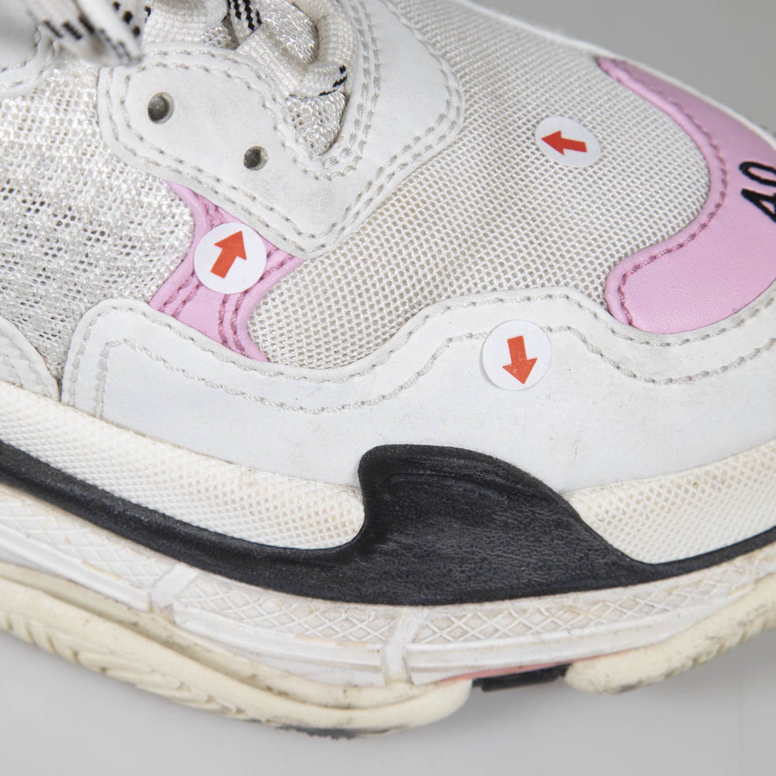 Balenciaga Pink & White Triple S Trainers Size US 9.5 / IT 39.5 - 7 Thumbnail