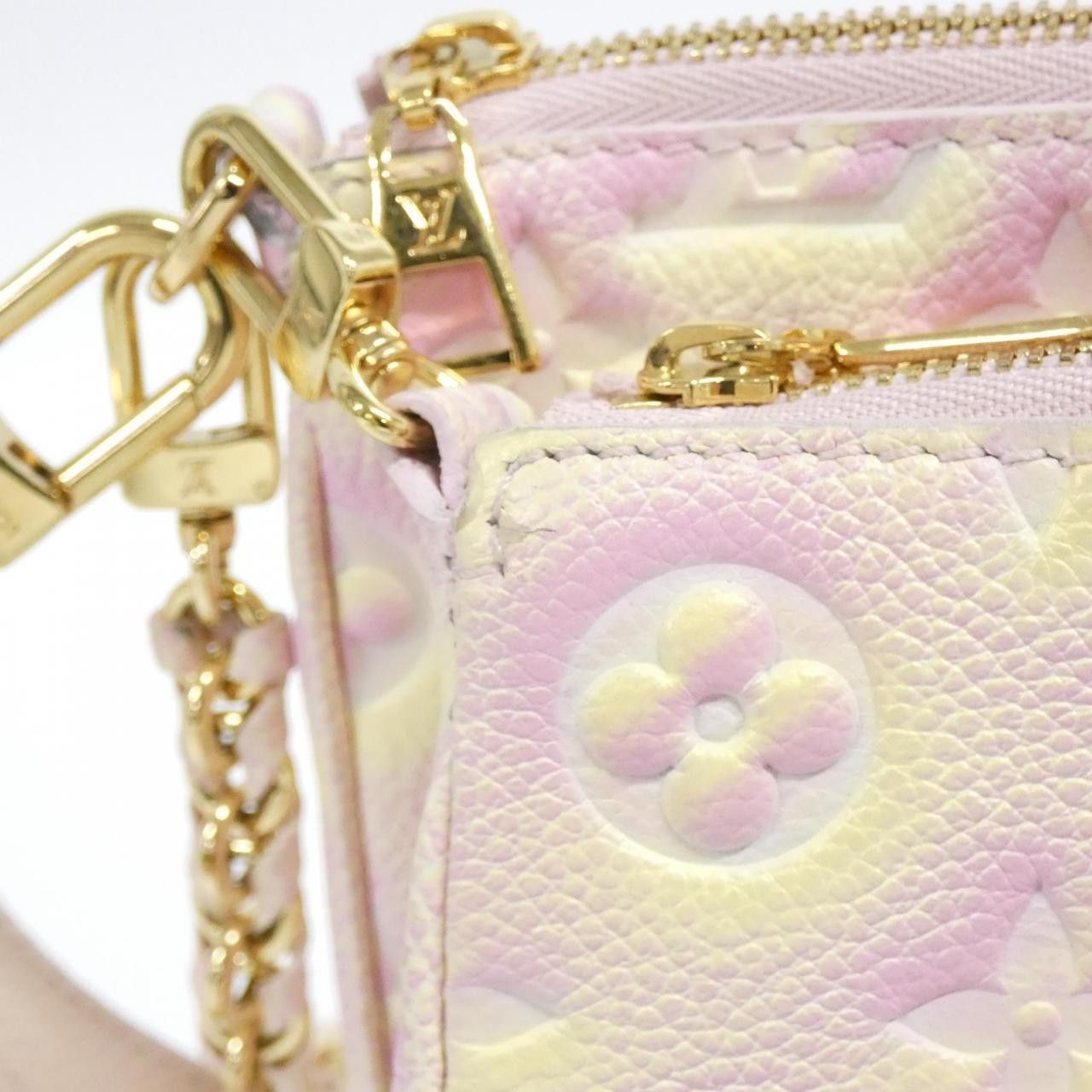 Louis Vuitton Louis Vuitton Louis Vuitton Multi Pochette Accessoires Monogram 2way Shoulder Bag Leather Shoulder Bag M46093 DUTY FREE for USA Size ONE SIZE - 4 Thumbnail