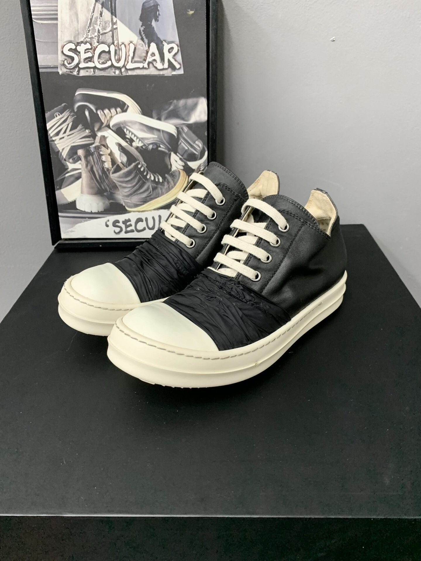Rick Owens rick owens black silk low-top sneakers Size US 6.5 / IT 36.5 - 4 Thumbnail