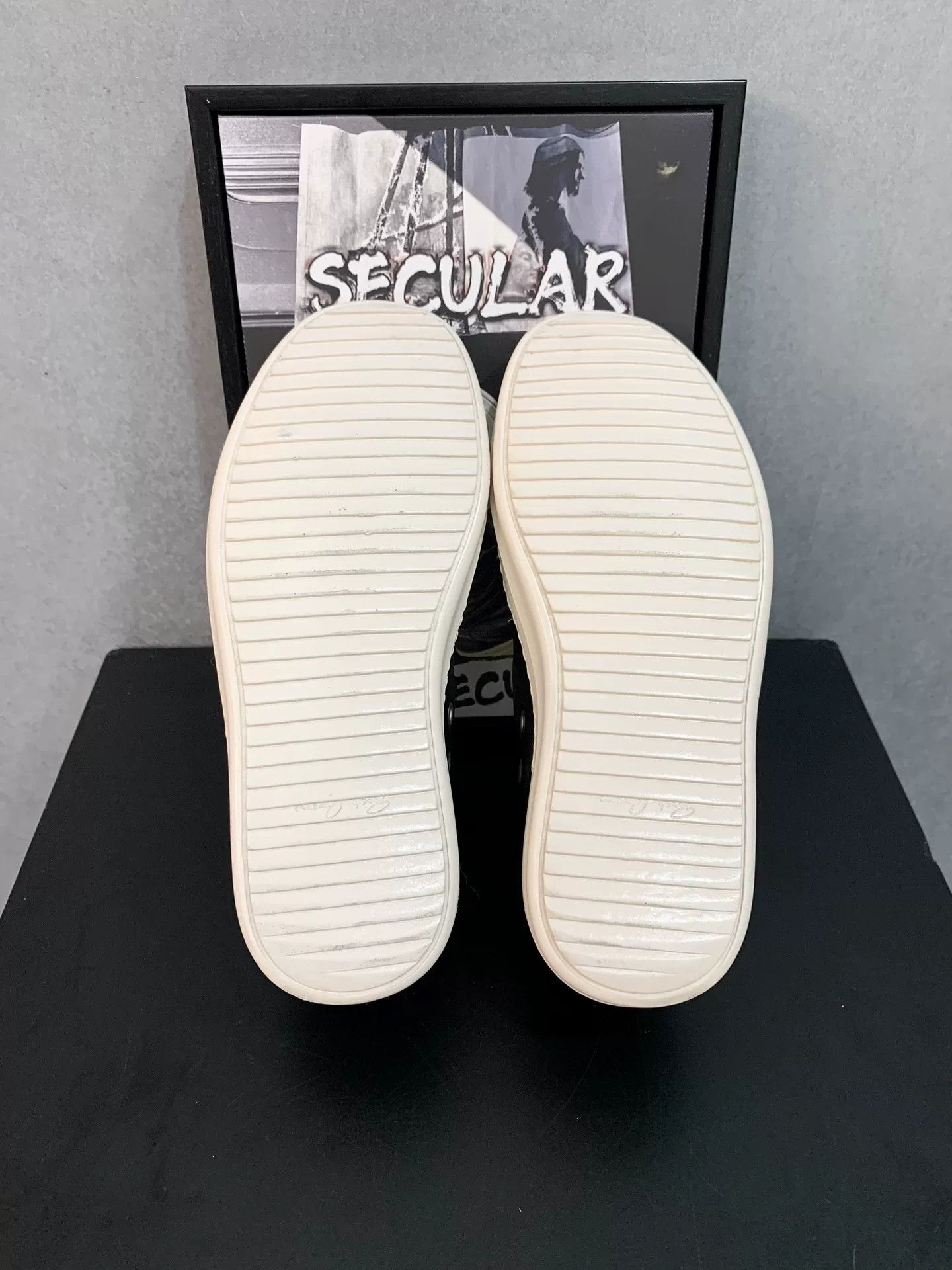 Rick Owens rick owens low-top leather sneakers in black Size US 5.5 / EU 38 - 8 Thumbnail