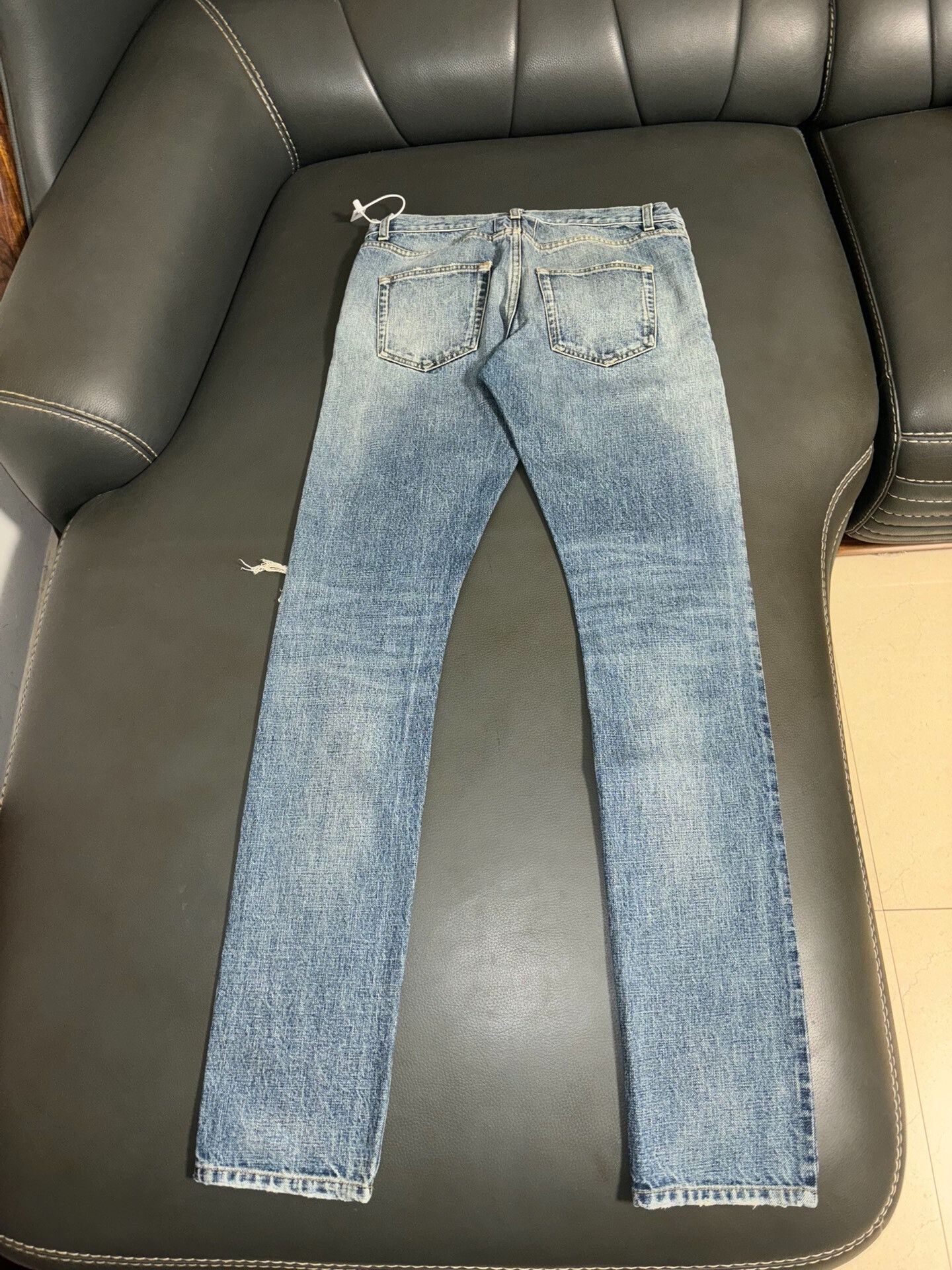 Saint Laurent Paris Saint Laurent Distressed Denim Jeans in Blue Size US 30 / EU 46 - 2 Thumbnail