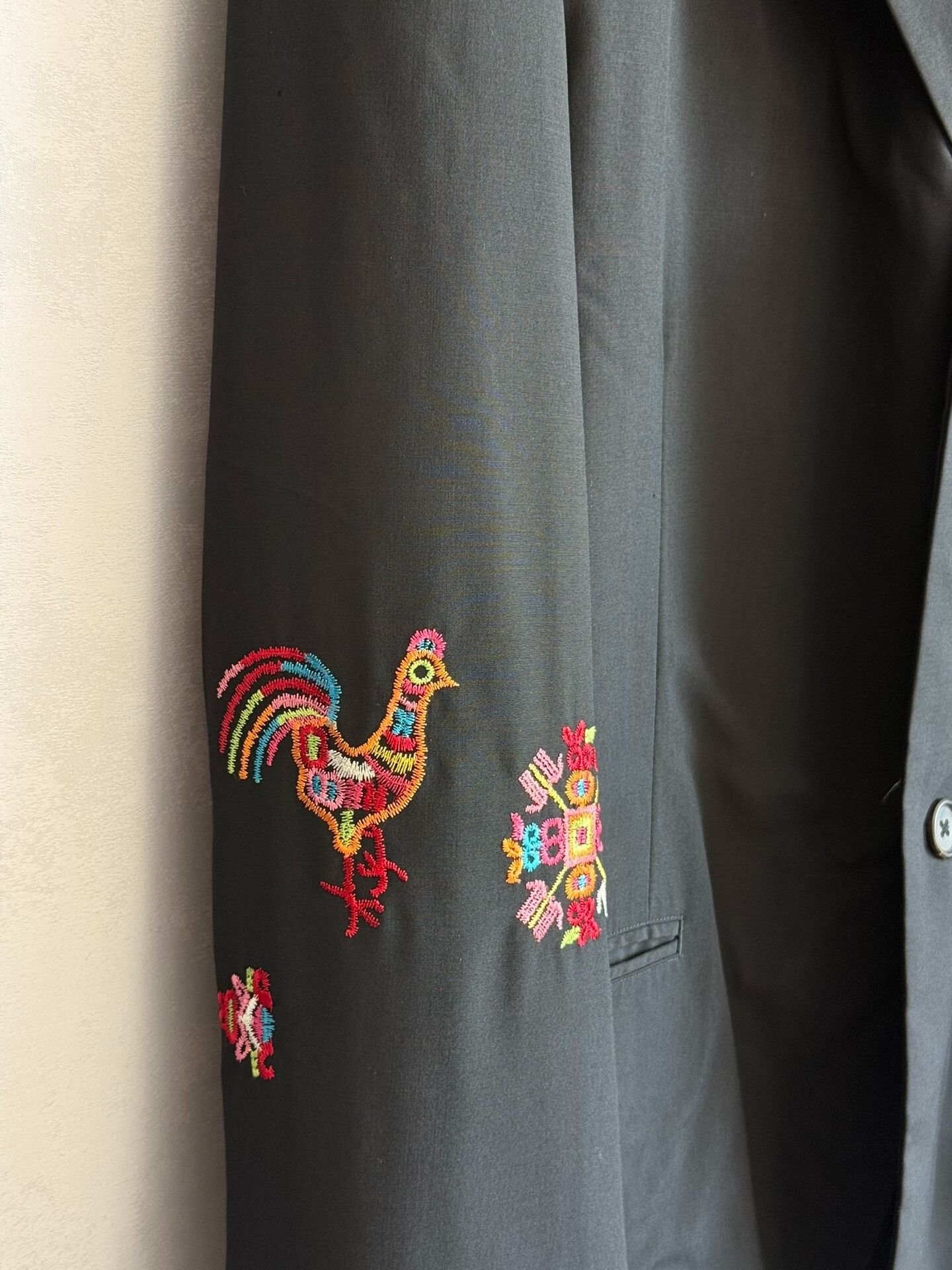 Yohji Yamamoto yohji yamamoto 93ss embroidered black jacket Size US M / EU 48-50 / 2 - 3 Thumbnail