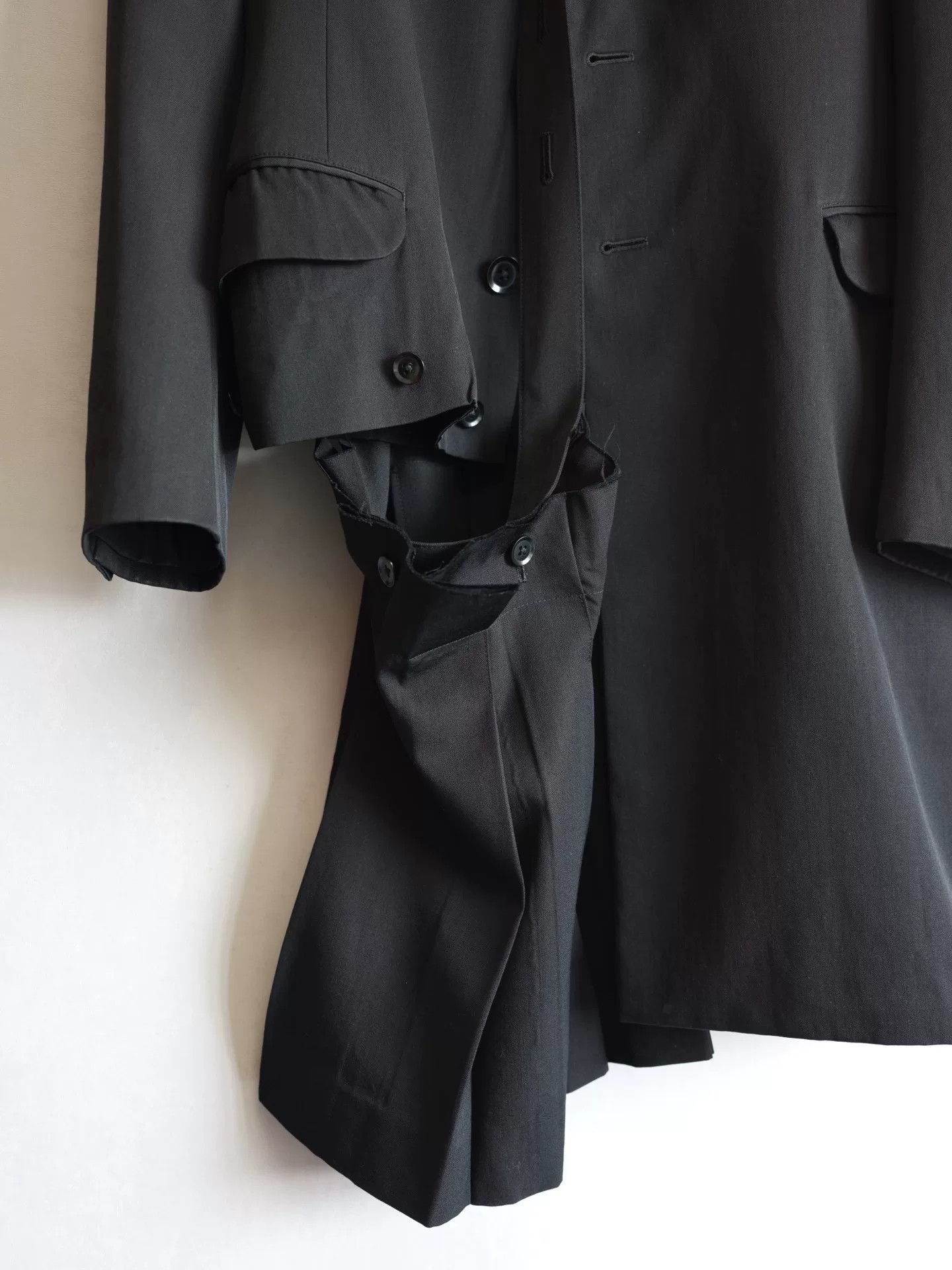 Yohji Yamamoto Yohji Yamamoto Asymmetrical Pleated Coat Size M / US 6-8 / IT 42-44 - 8 Thumbnail