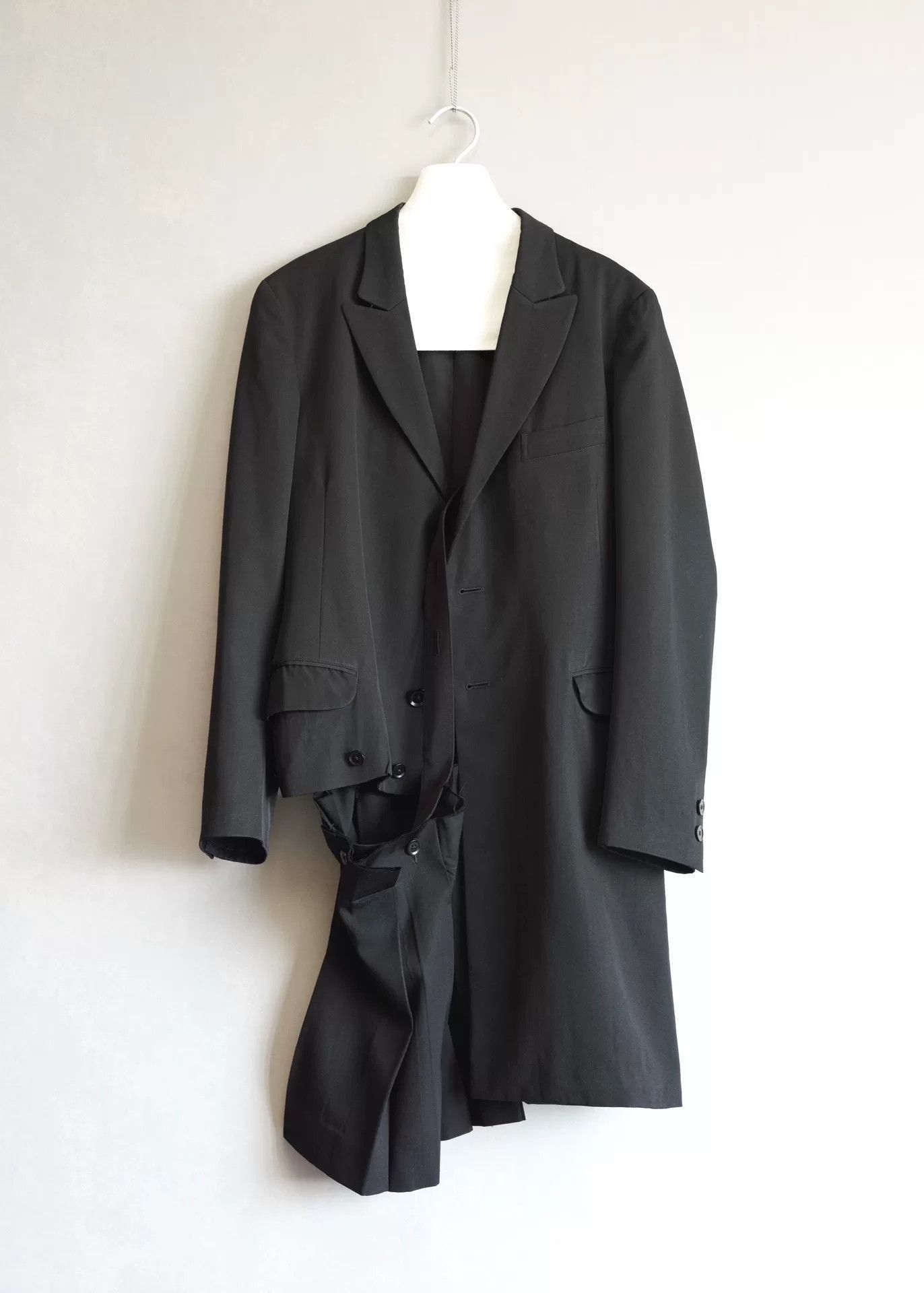 Yohji Yamamoto Yohji Yamamoto Asymmetrical Pleated Coat Size M / US 6-8 / IT 42-44 - 7 Thumbnail