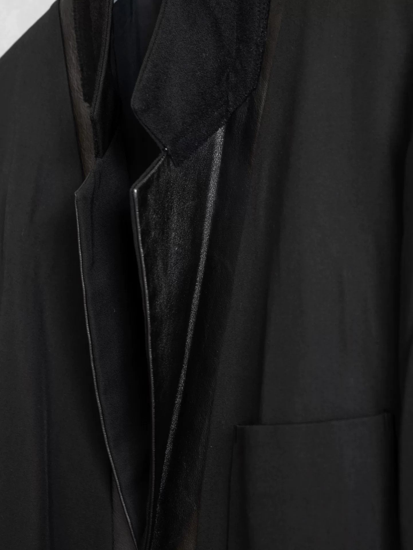 Yohji Yamamoto Yohji Yamamoto Black Wool Coat with Leather Size US S / EU 44-46 / 1 - 6 Thumbnail