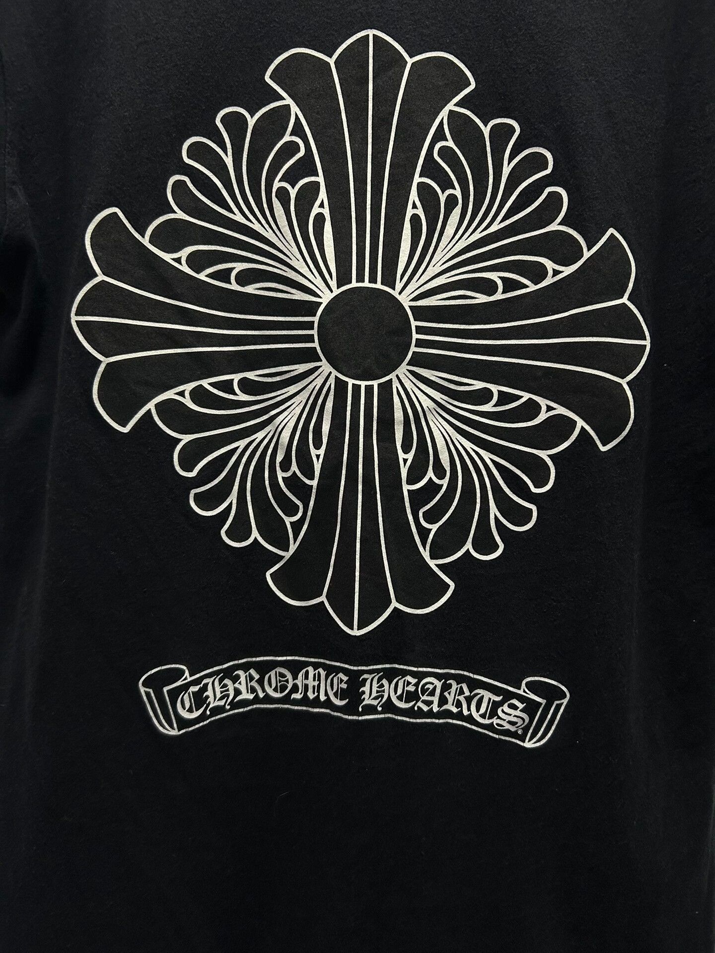 Chrome Hearts chrome hearts deep v short sleeve shirt Size US M / EU 48-50 / 2 - 5 Thumbnail