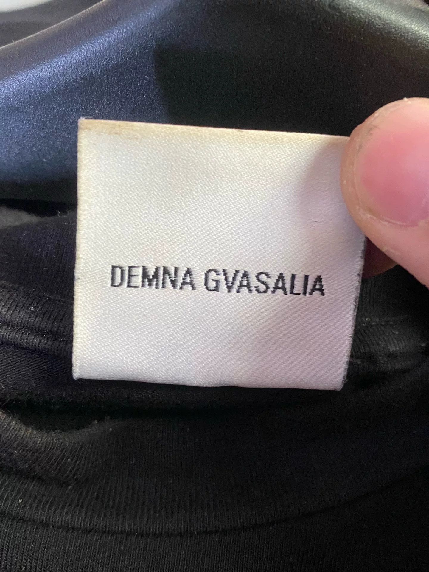 Vetements vetements long sleeve graphic t-shirt Size US M / EU 48-50 / 2 - 4 Thumbnail
