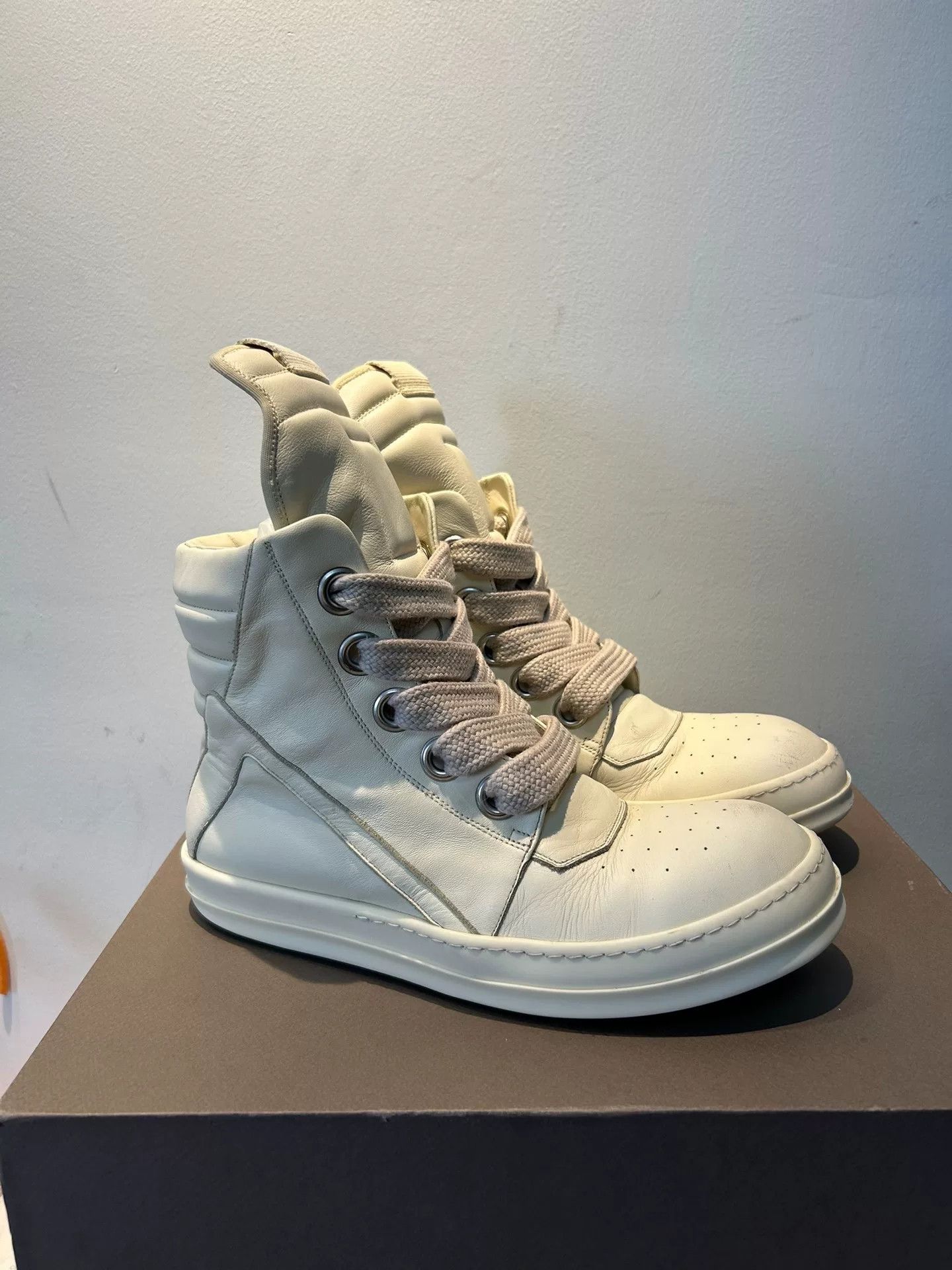 Rick Owens rick owens white high-top sneakers size 42 Size US 9 / EU 42 - 3 Thumbnail