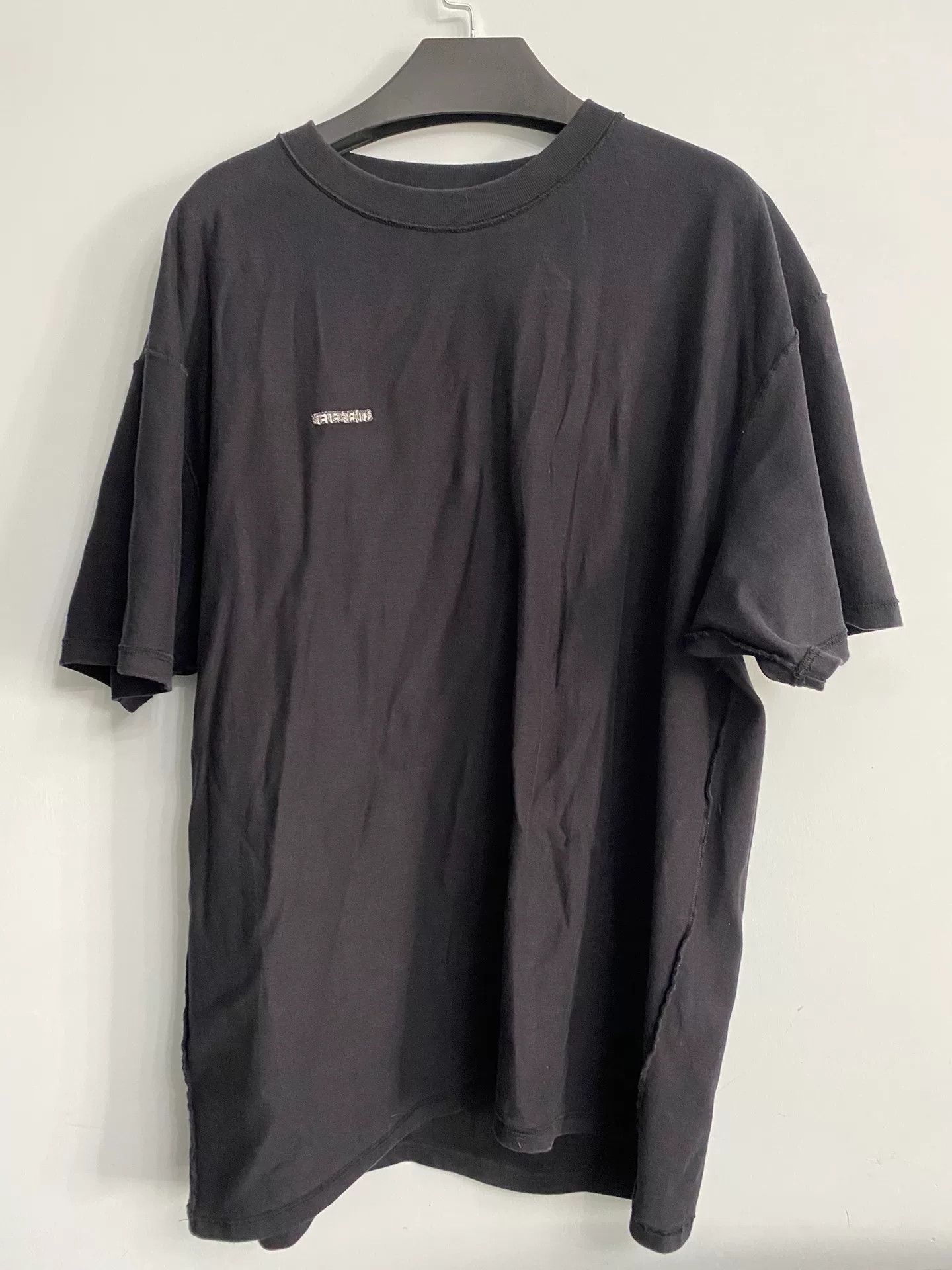 Vetements vetements patch logo short sleeve t-shirt Size US M / EU 48-50 / 2 - 2 Thumbnail