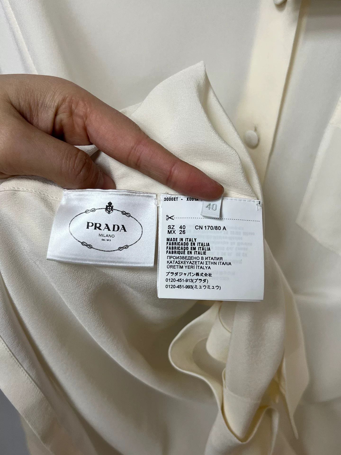 Prada prada silk long sleeve blouse Size M / US 6-8 / IT 42-44 - 3 Thumbnail