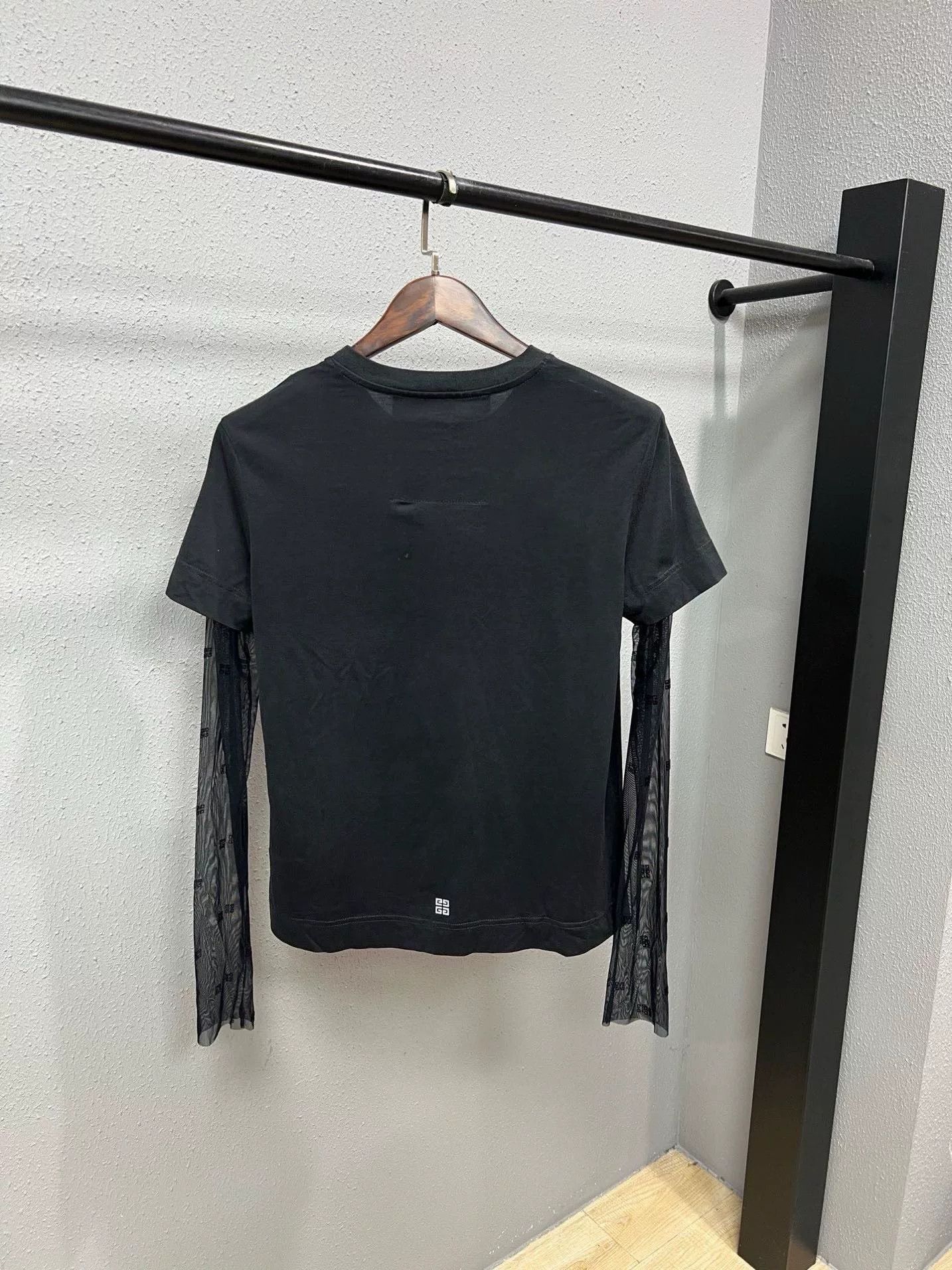 Givenchy Givenchy Black Layered Long Sleeve Top Size M / US 6-8 / IT 42-44 - 2 Thumbnail