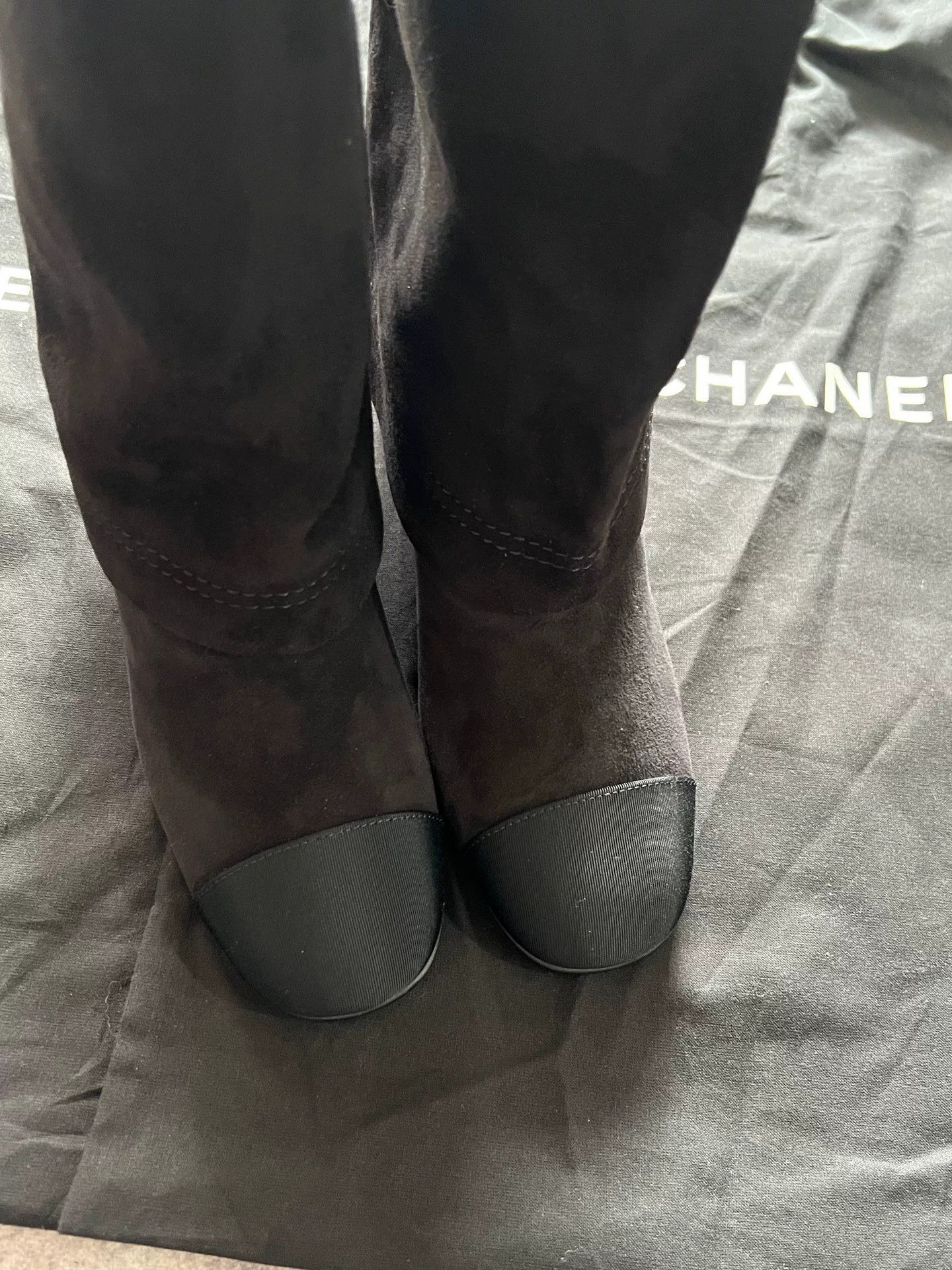 Chanel Chanel Velvet Suede Tall Boots Size 37 Size US 6 / IT 36 - 5 Thumbnail