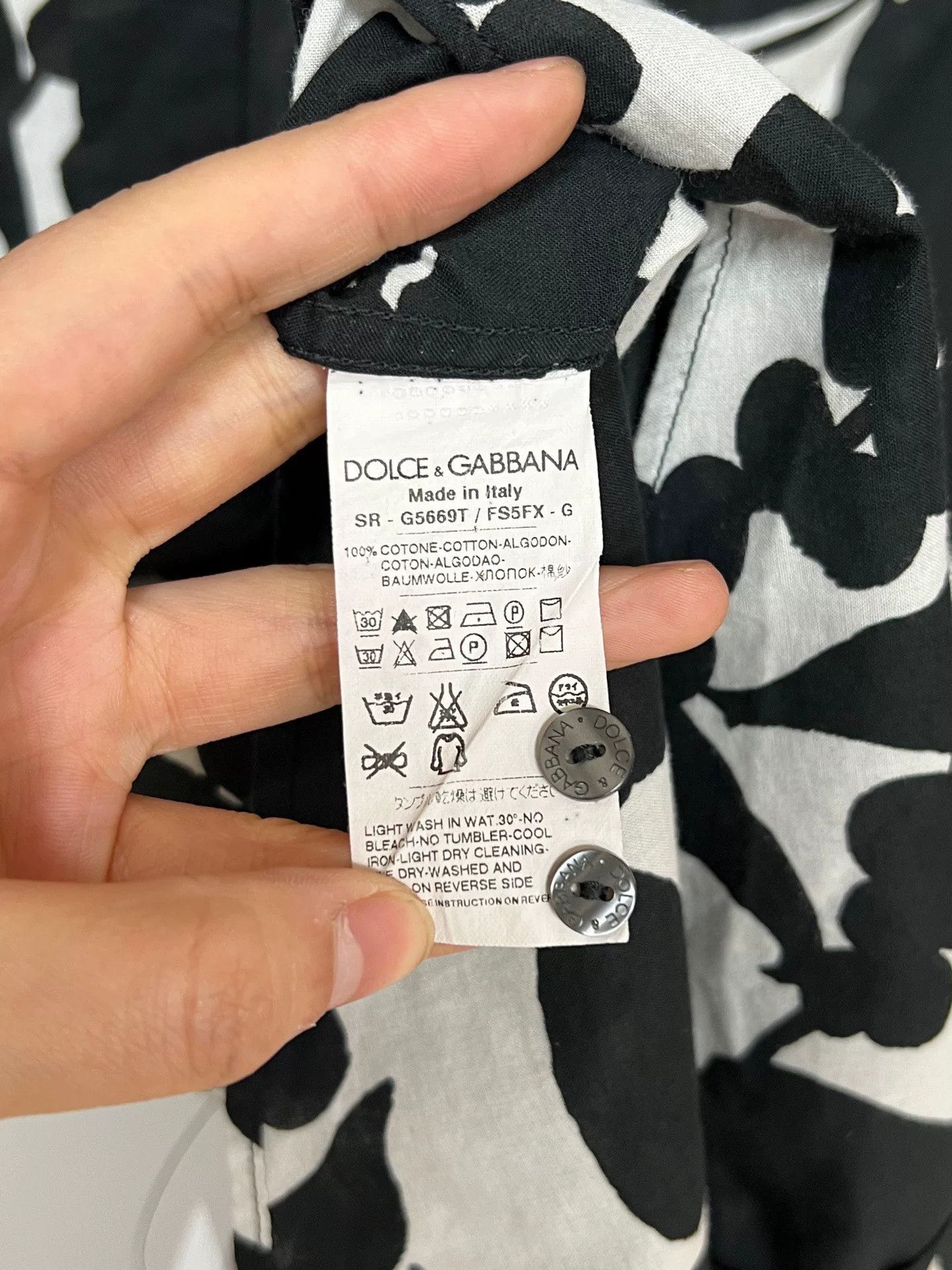 Dolce & Gabbana black and white D&G shirt Size US M / EU 48-50 / 2 - 3 Thumbnail