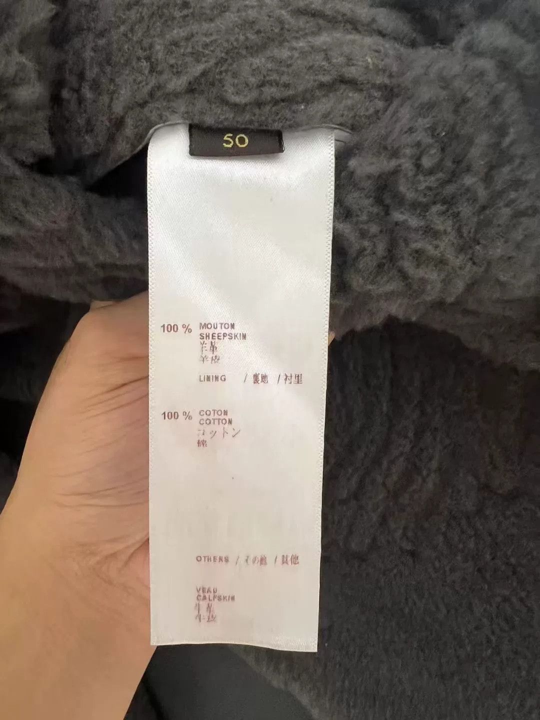 Louis Vuitton louis vuitton gray lambskin shearling coat Size US L / EU 52-54 / 3 - 3 Thumbnail