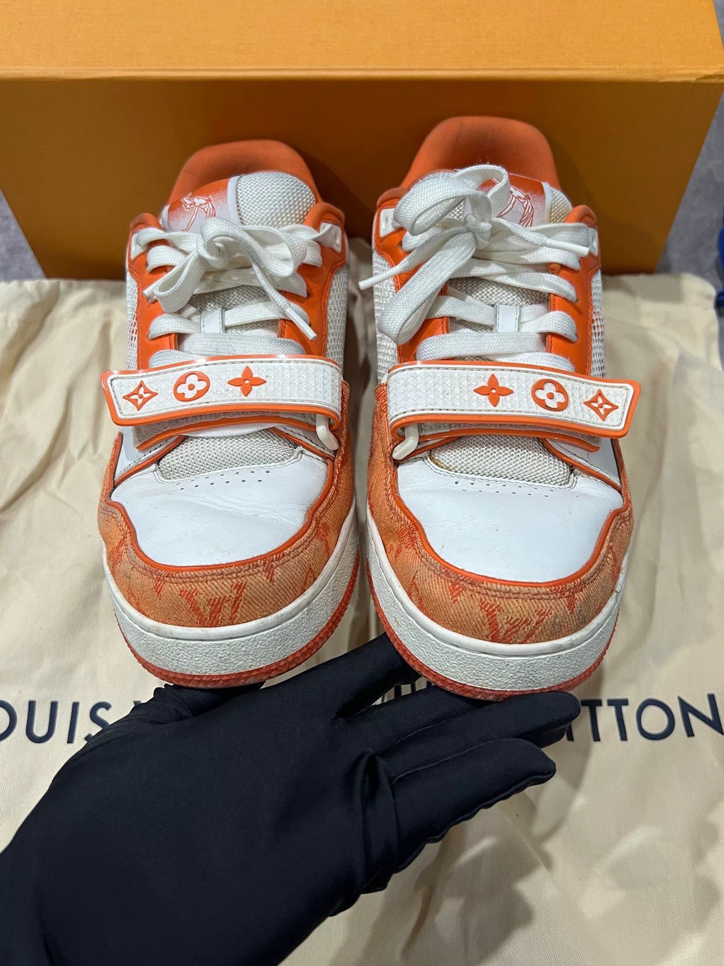 Louis Vuitton louis vuitton orange white velcro trainers Size US 6 / EU 39 - 5 Thumbnail