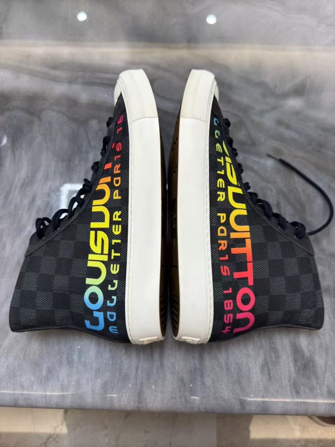 Louis Vuitton louis vuitton rainbow logo high-top sneakers Size US 8.5 / EU 41-42 - 6 Thumbnail