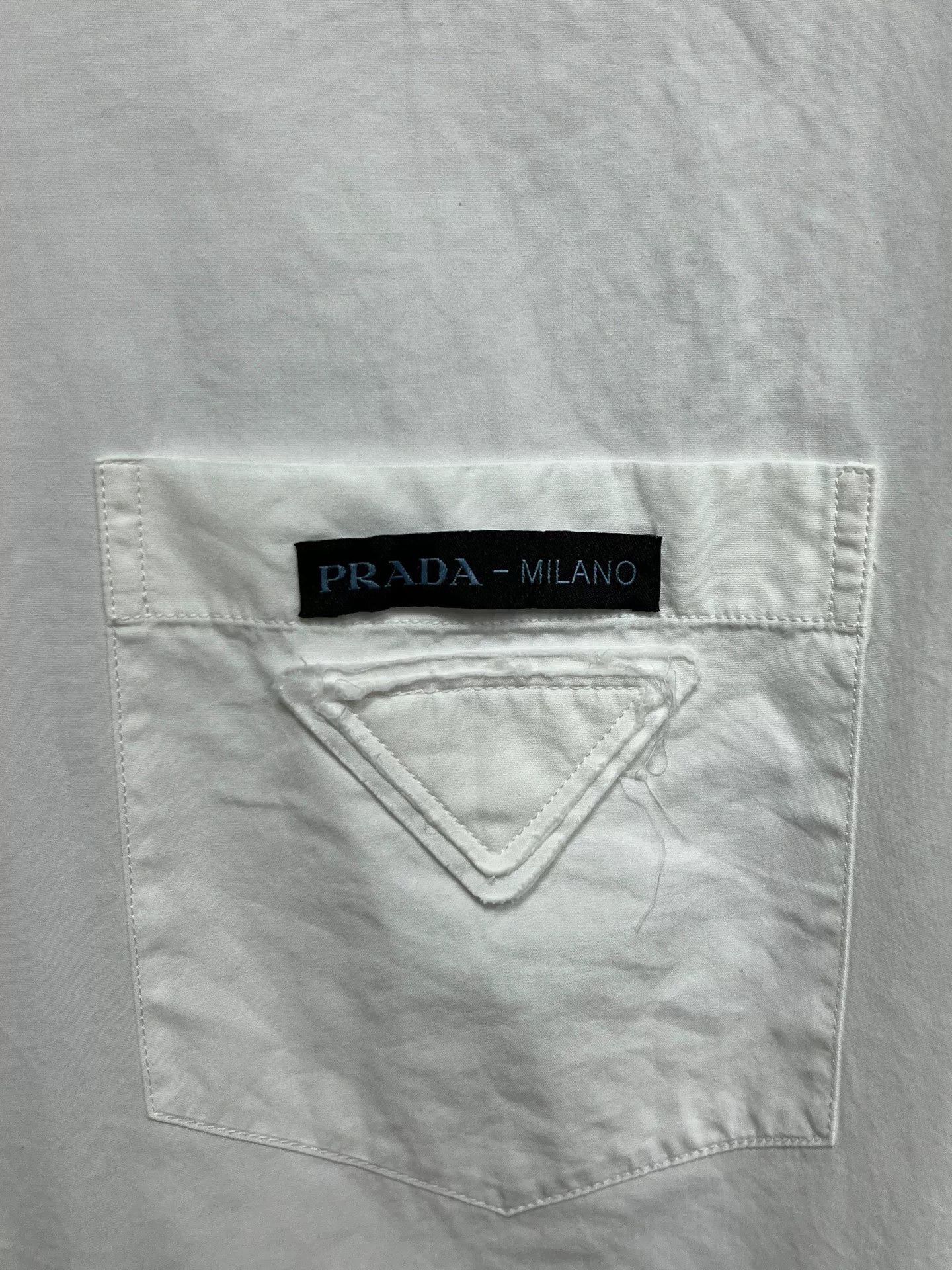Prada prada triangle logo long sleeve shirt Size US M / EU 48-50 / 2 - 3 Thumbnail