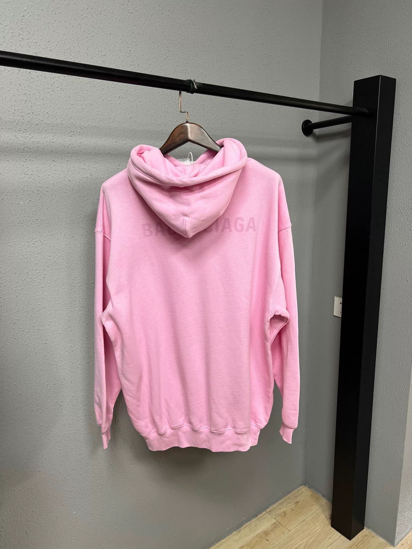 Balenciaga balenciaga pink embroidered hoodie Size XS / US 0-2 / IT 36-38 - 2 Thumbnail