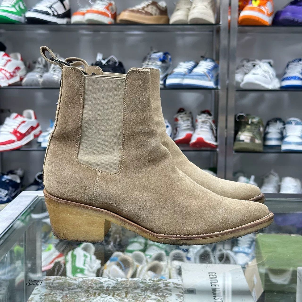 Amiri amiri suede chelsea boots with rubber sole Size US 8 / EU 41 - 6 Thumbnail