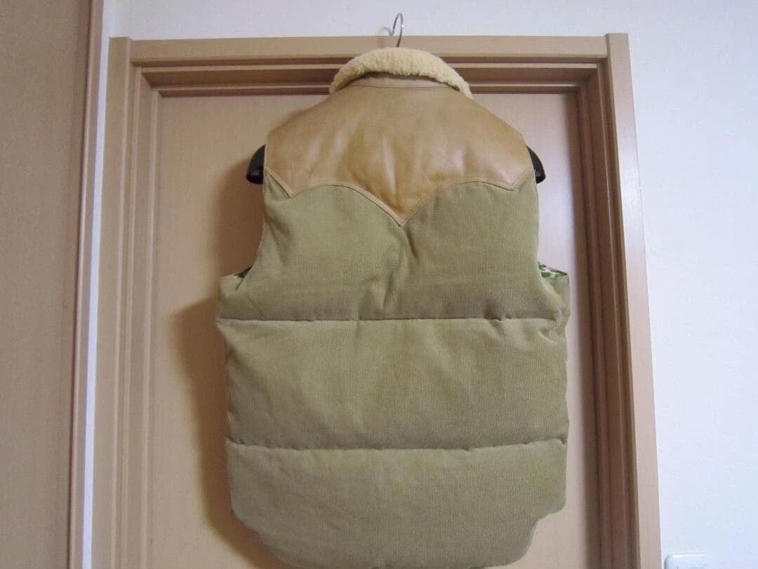 Rocky Mountain Featherbed rocky mountain down vest with collar Size US L / EU 52-54 / 3 - 2 Thumbnail