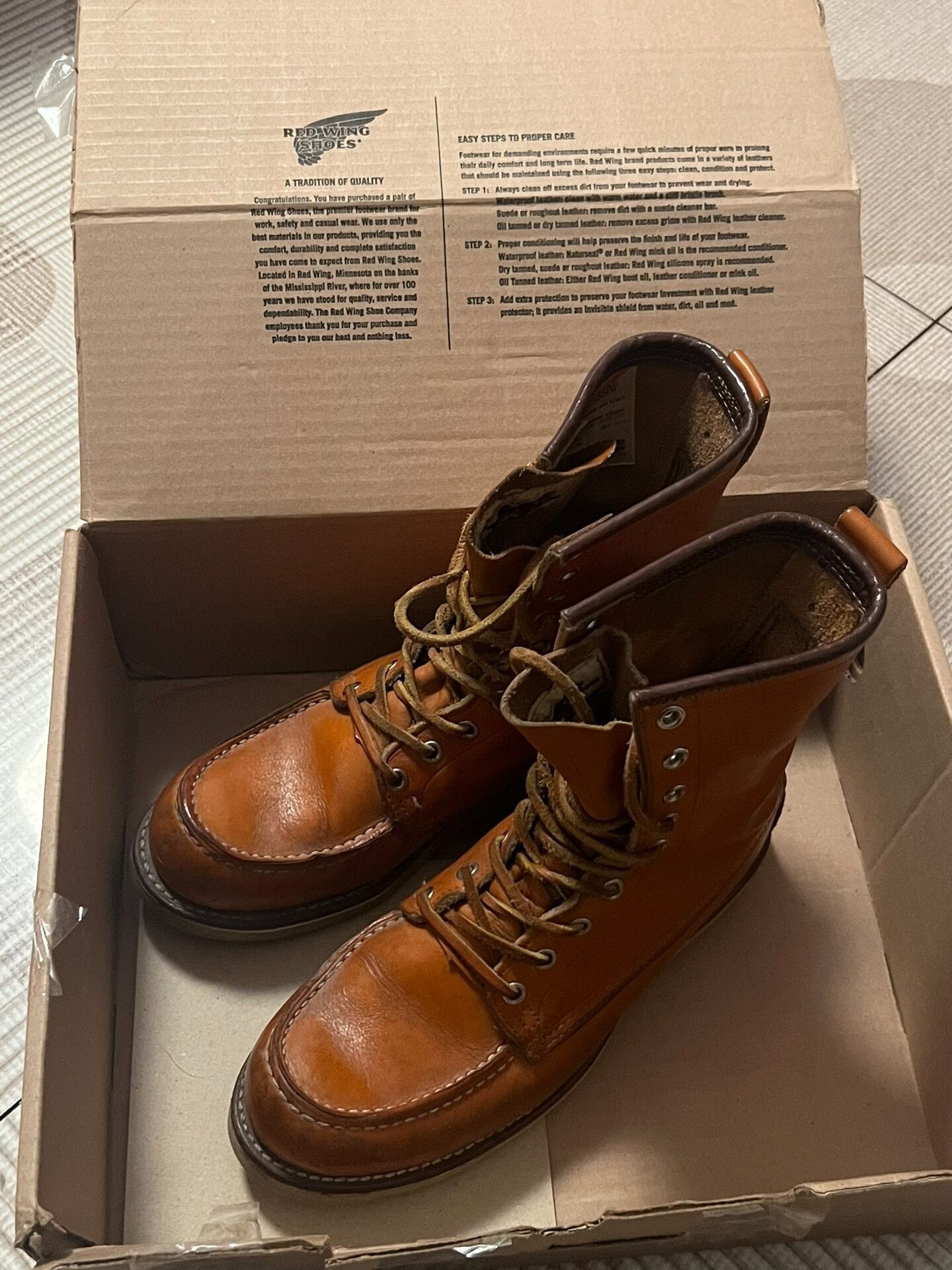 Red Wing redwing 9877 yellow dog boots for sale Size US 6.5 / EU 39-40 - 2 Thumbnail
